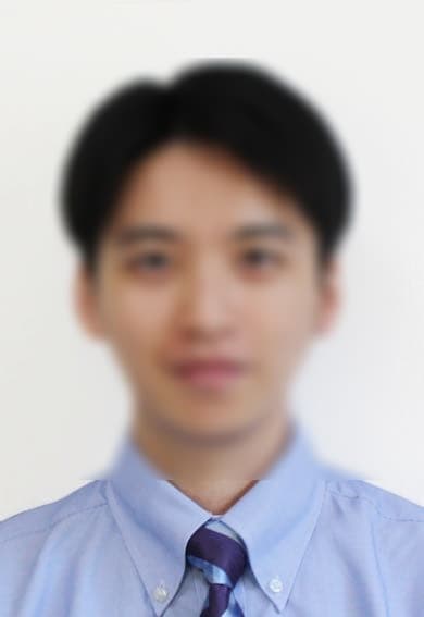 周嶠楓畢業於中國北京航空航天大學，之後進入大阪大學攻讀博士。（翻自archive.ph）