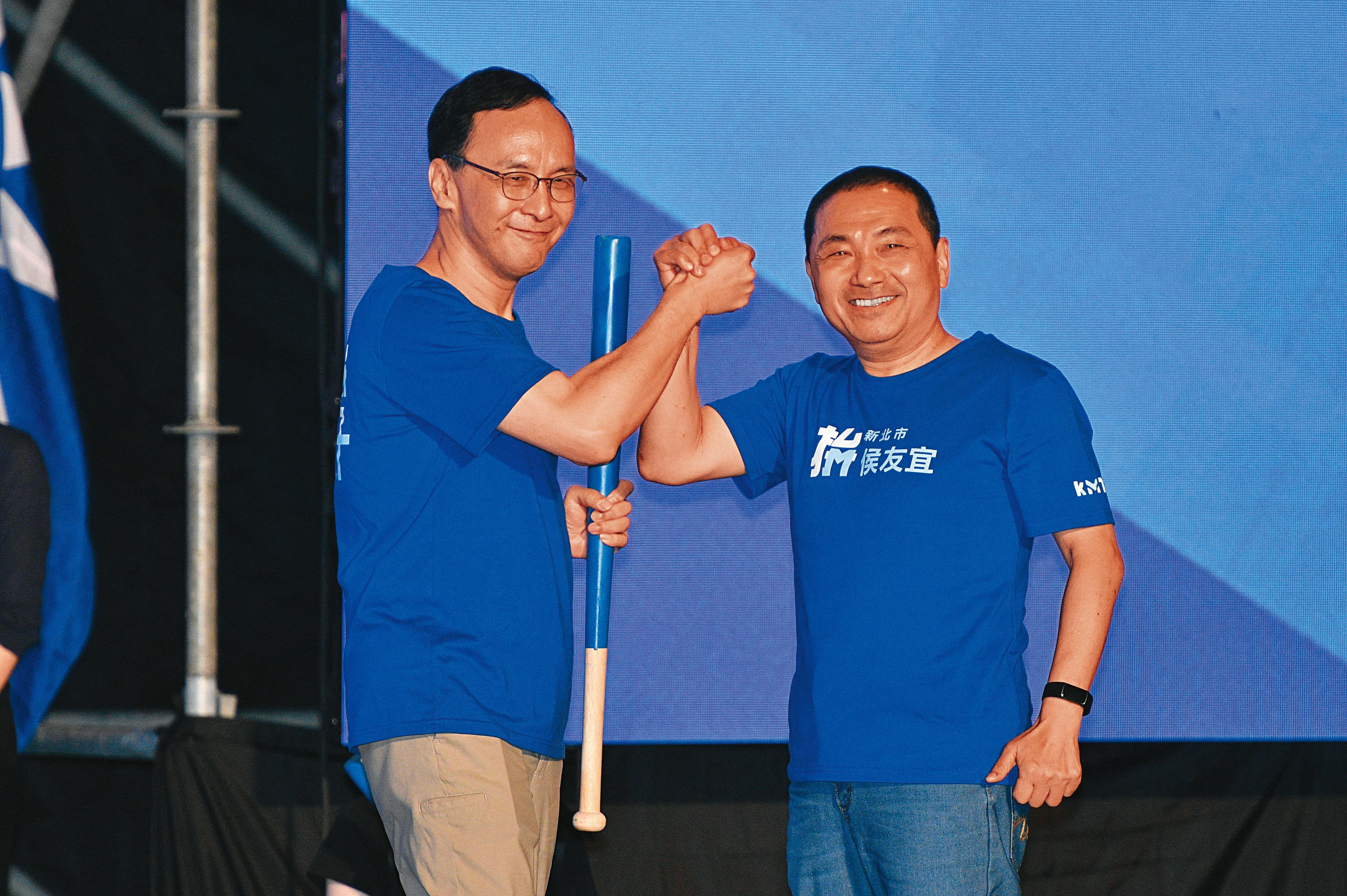 侯友宜近日公開催票，籲選民勿讓2014年朱立倫險勝對手2萬票的歷史重演。圖為國民黨全代會。