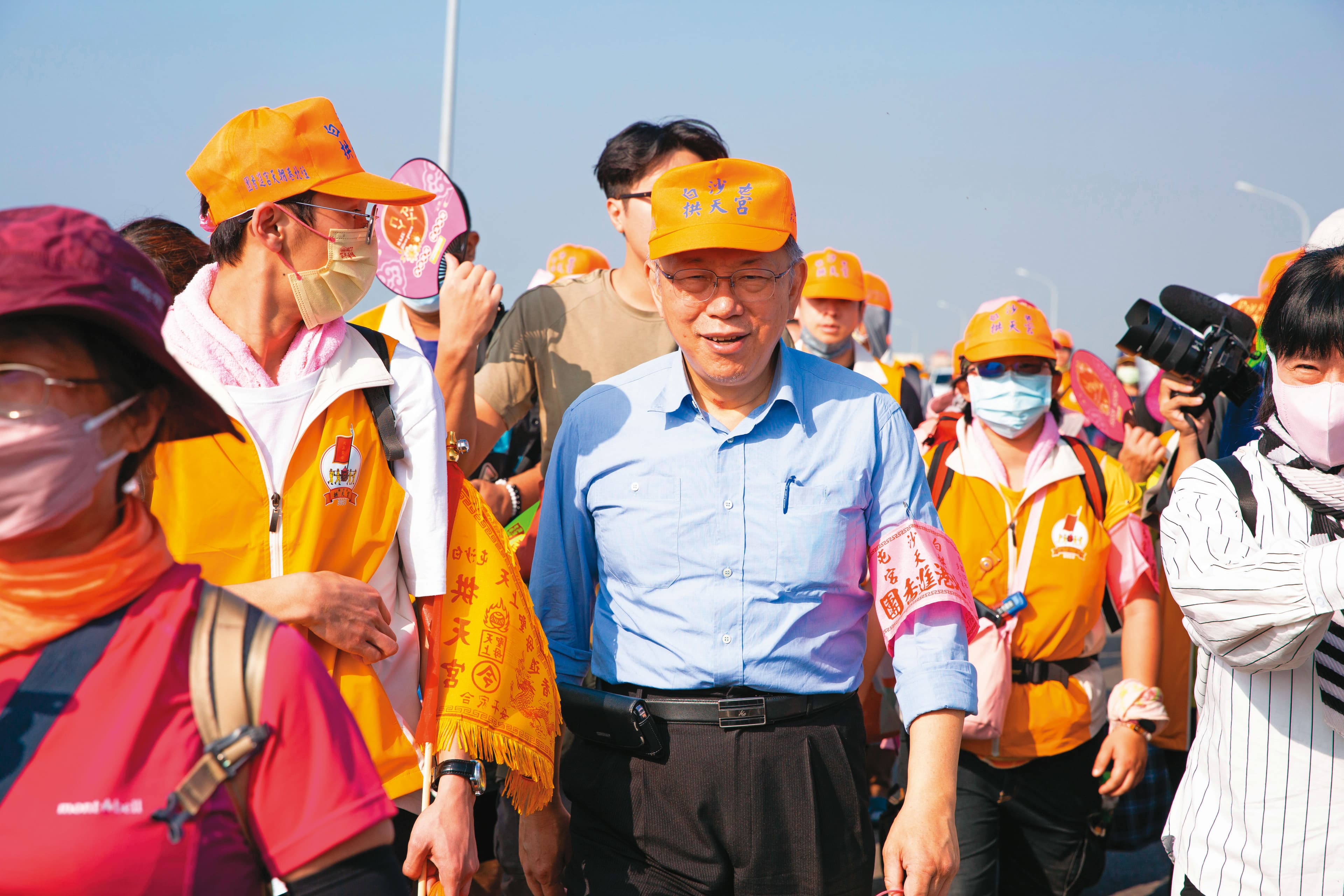 柯文哲首度參與白沙屯媽祖進香期間，郭台銘曾主動找柯想一起在活動上合體，卻大吃閉門羹。（攝影組）