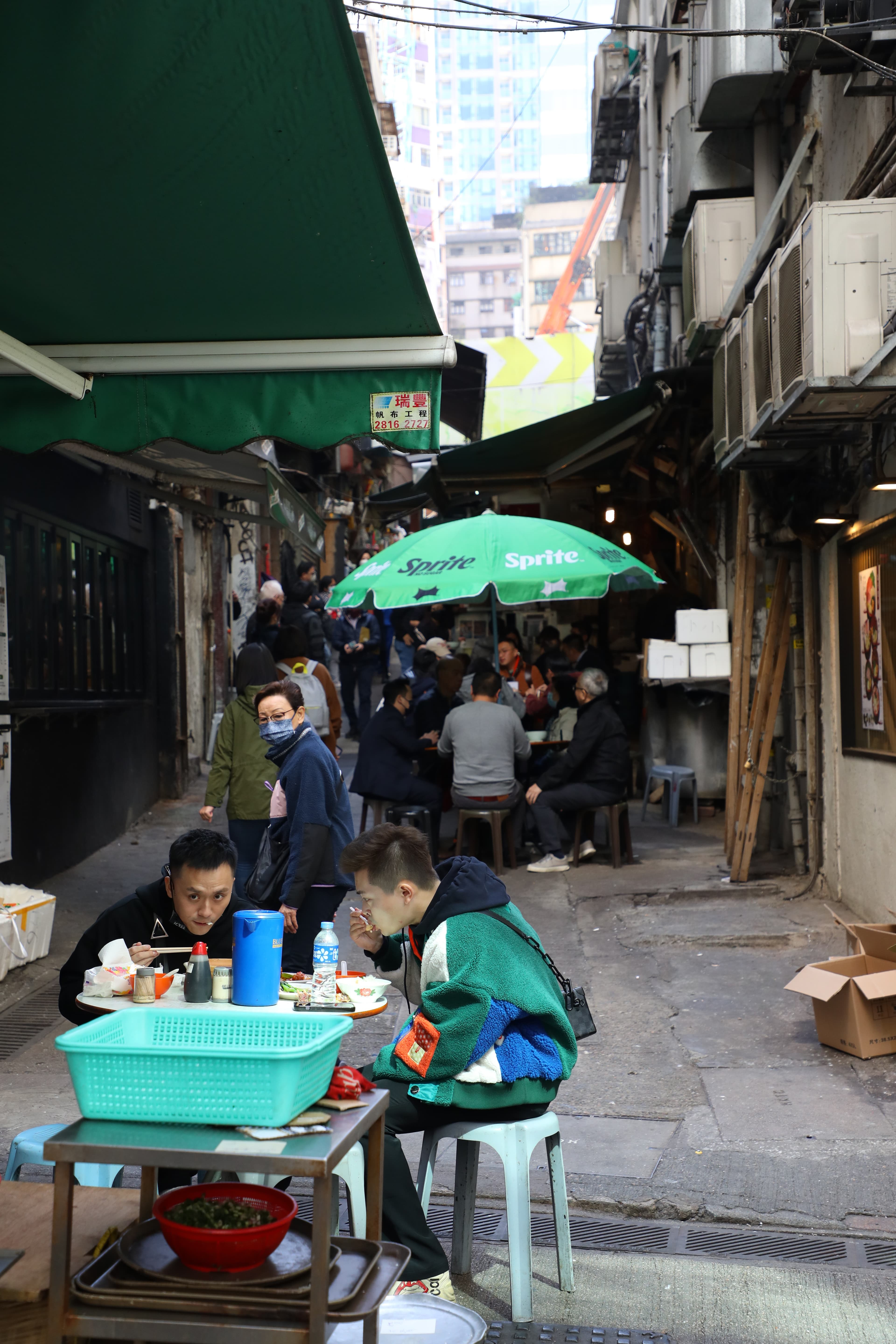 「水記」就在眼前的吉士笠街斜坡上。