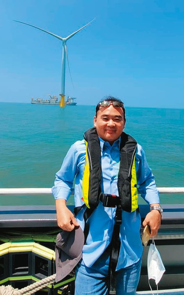 達德前雲林辦公室執行長潘正綱負責與地方民代協商，因涉及行賄議員遭羈押禁見。（翻攝潘正綱臉書）