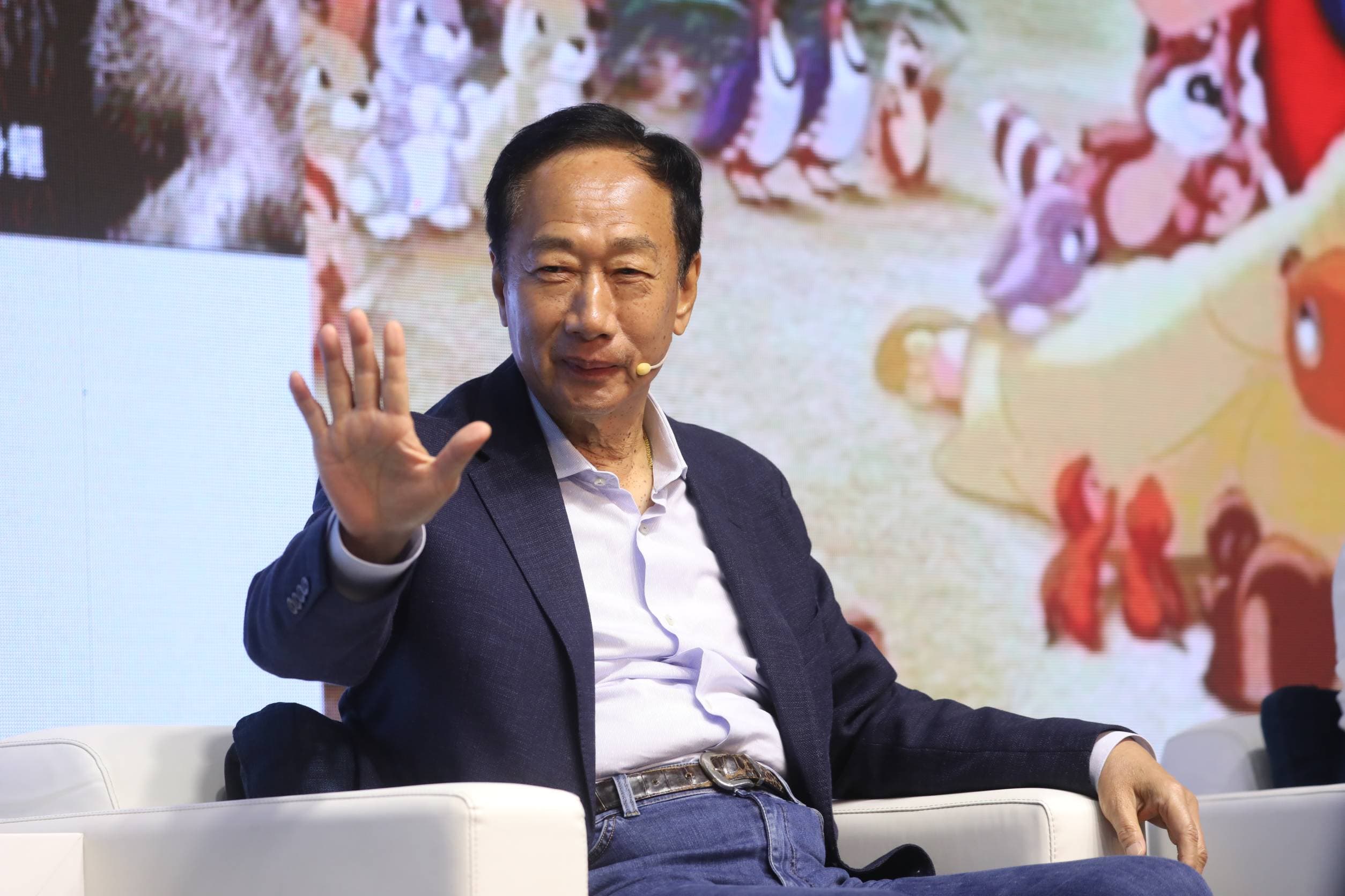 郭台銘認為，他和柯文哲之間有很多合作空間，例如新竹市長高虹安就是一例。