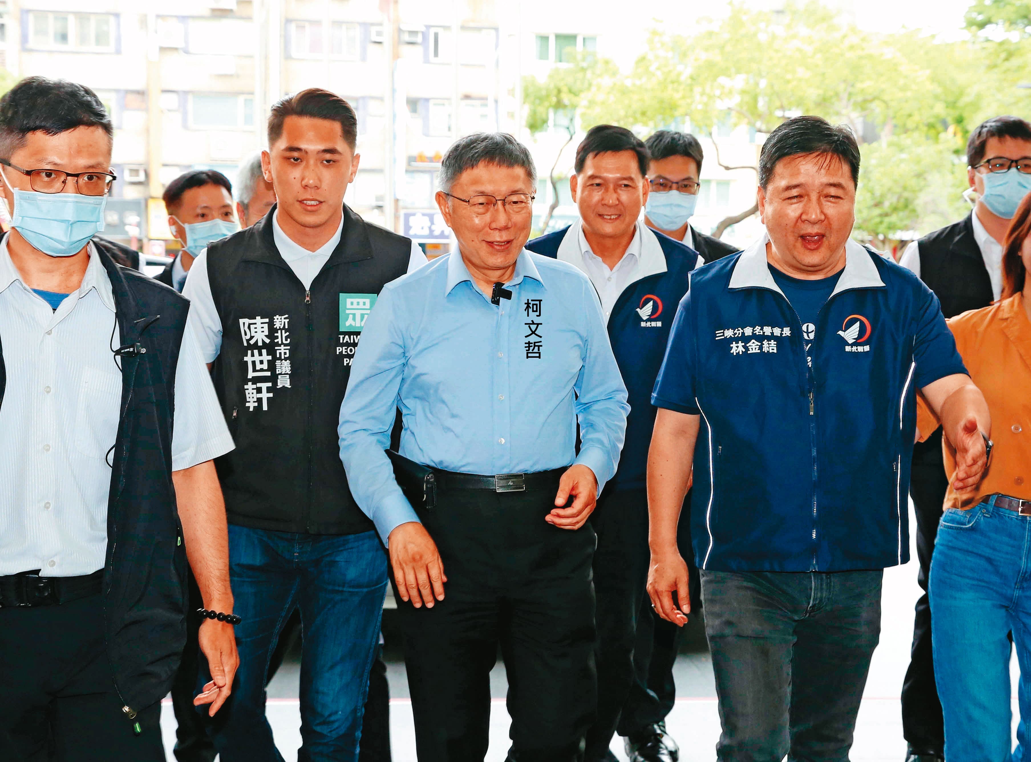 柯文哲12日直搗侯友宜地盤，拜會新北市議會黨團及無黨籍議員。