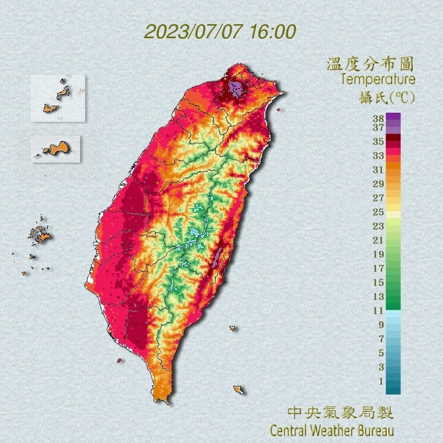 中午12點開始到下午4點，台北及花蓮都出現驚人的「紫色」高溫。（中央氣象局提供）