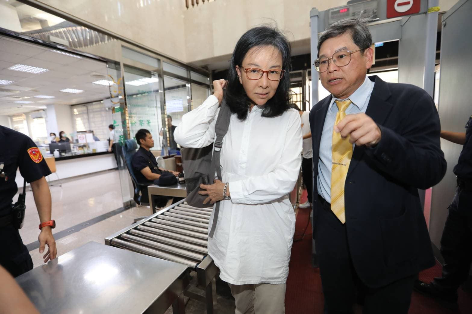 張淑娟今天出庭，期待司法可以替老百姓伸張正義，還給大家安靜的天空。