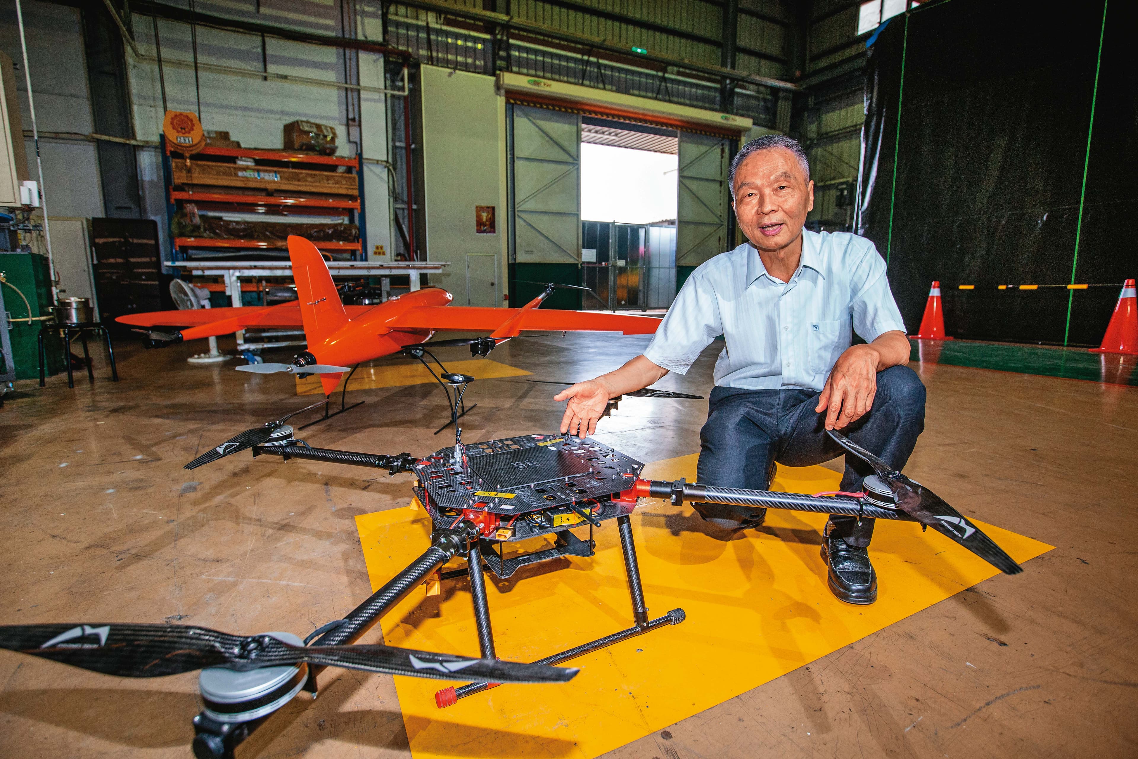 碳基科技研發碳纖無人機多年，是中科院得以成功打造銳鳶、劍翔、騰雲的背後推手之一。圖為碳基總經理鍾文隆