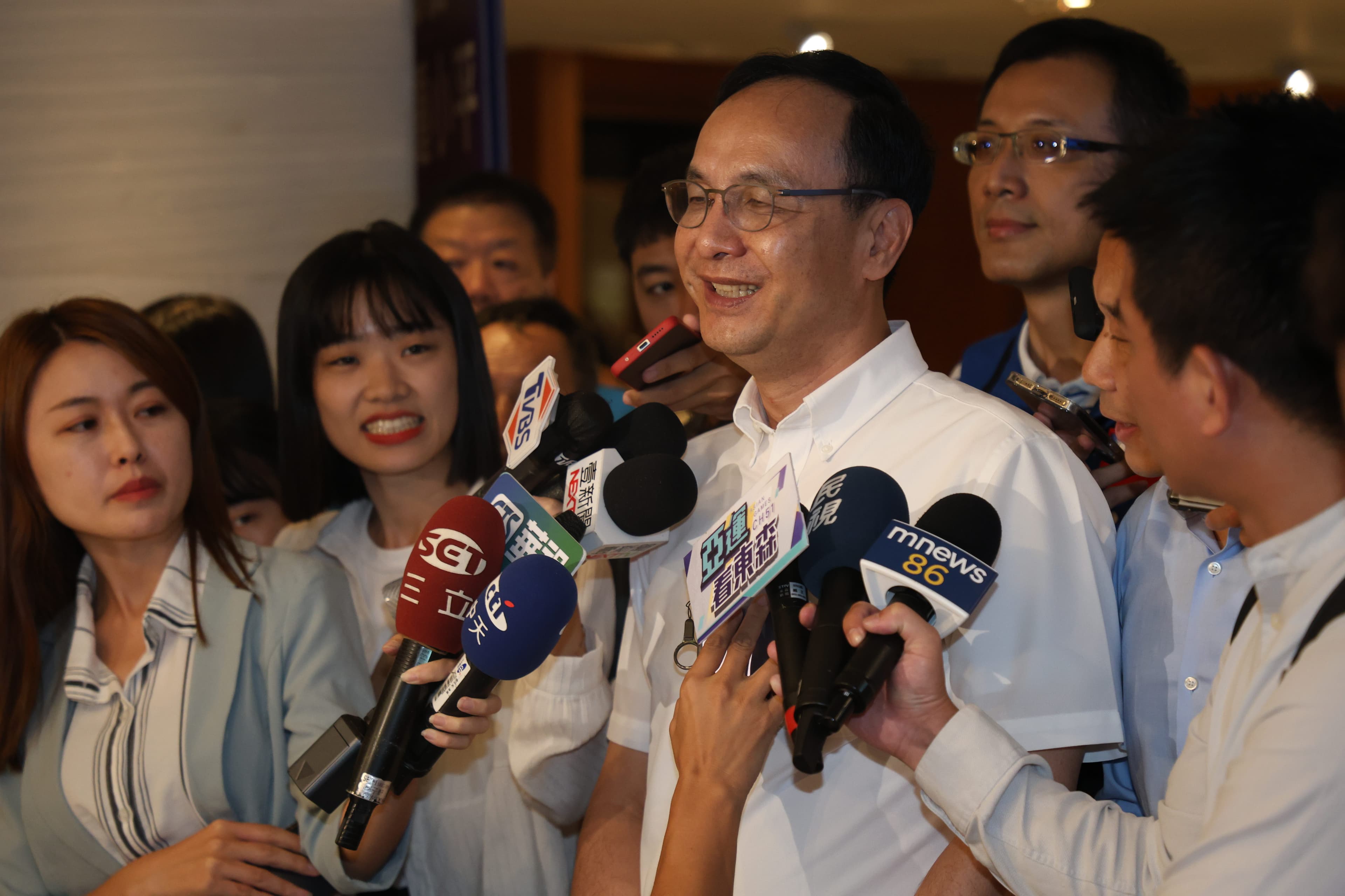 對於柯文哲在內部會議飆罵國民黨「去死吧」，朱立倫受訪時緩頰，表示雙方是老同學，溝通應該沒問題。（國民黨文傳會提供）