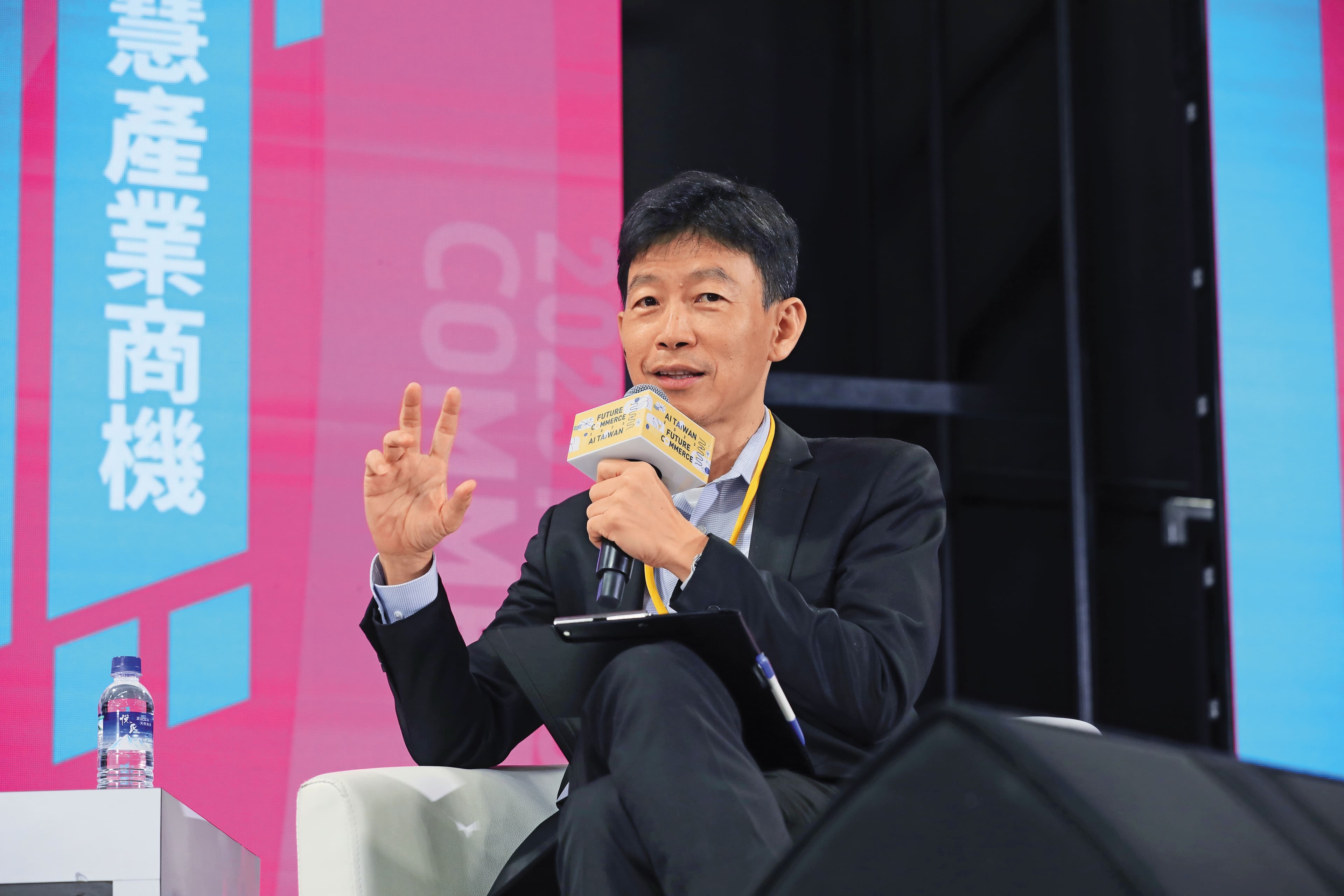資深半導體分析師陳慧明認為，隨著AI巨頭繼續加碼建設資料中心，市場仍看好信驊的後市成長性。