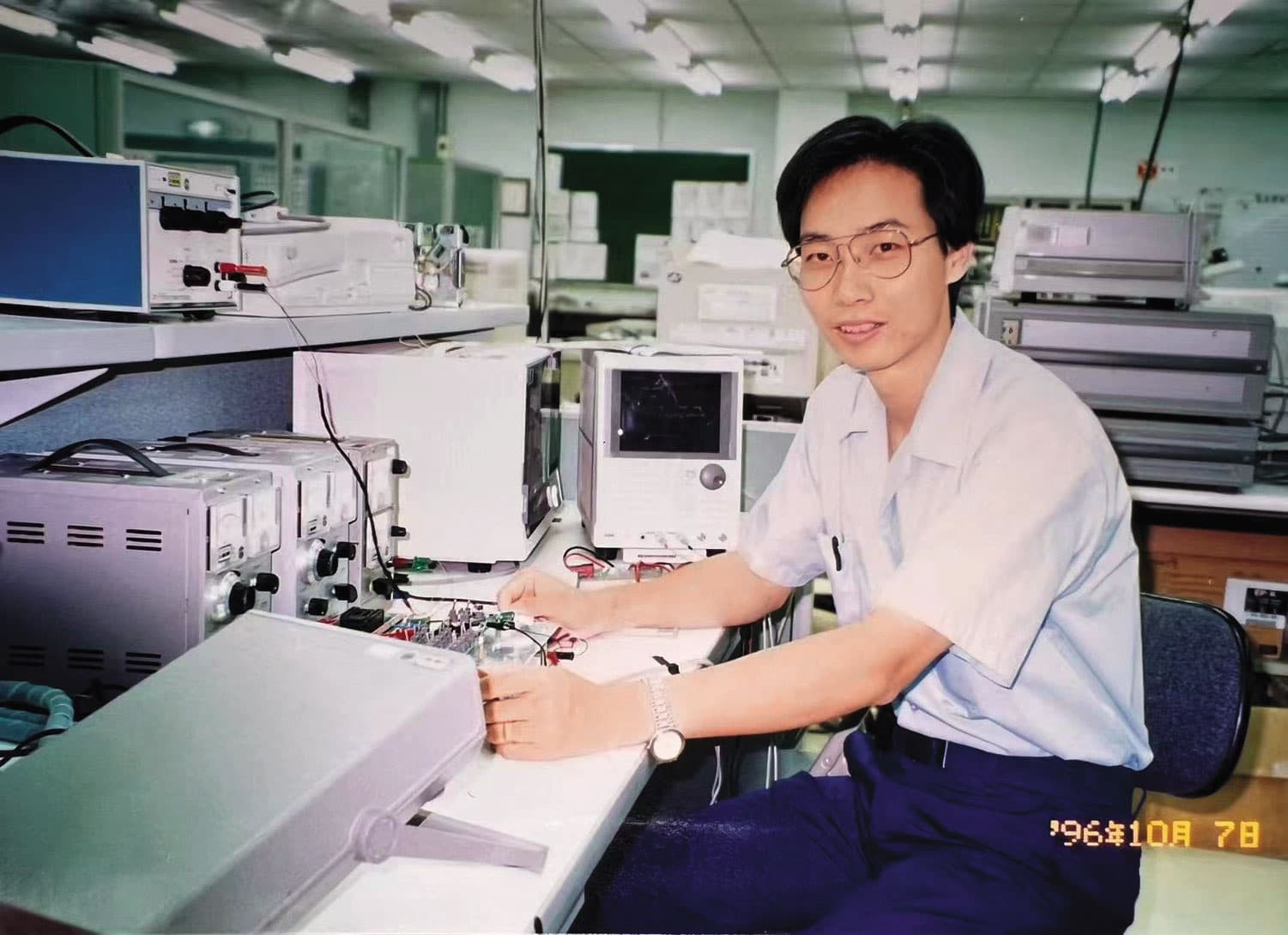 退伍後，石文機就進入日商Canon擔任開發工程師。（和亞提供）