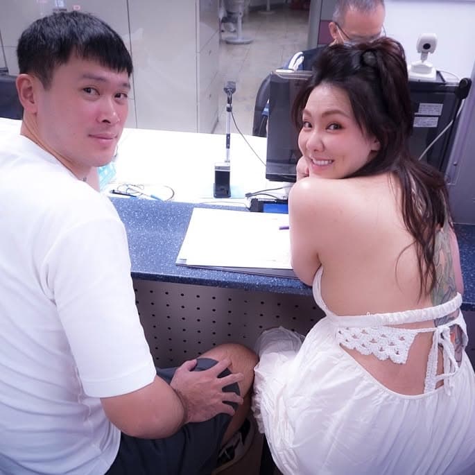 藝人劉雨柔悄悄步入婚姻殿堂，將組成幸福的三口之家。（翻攝自劉雨柔IG）