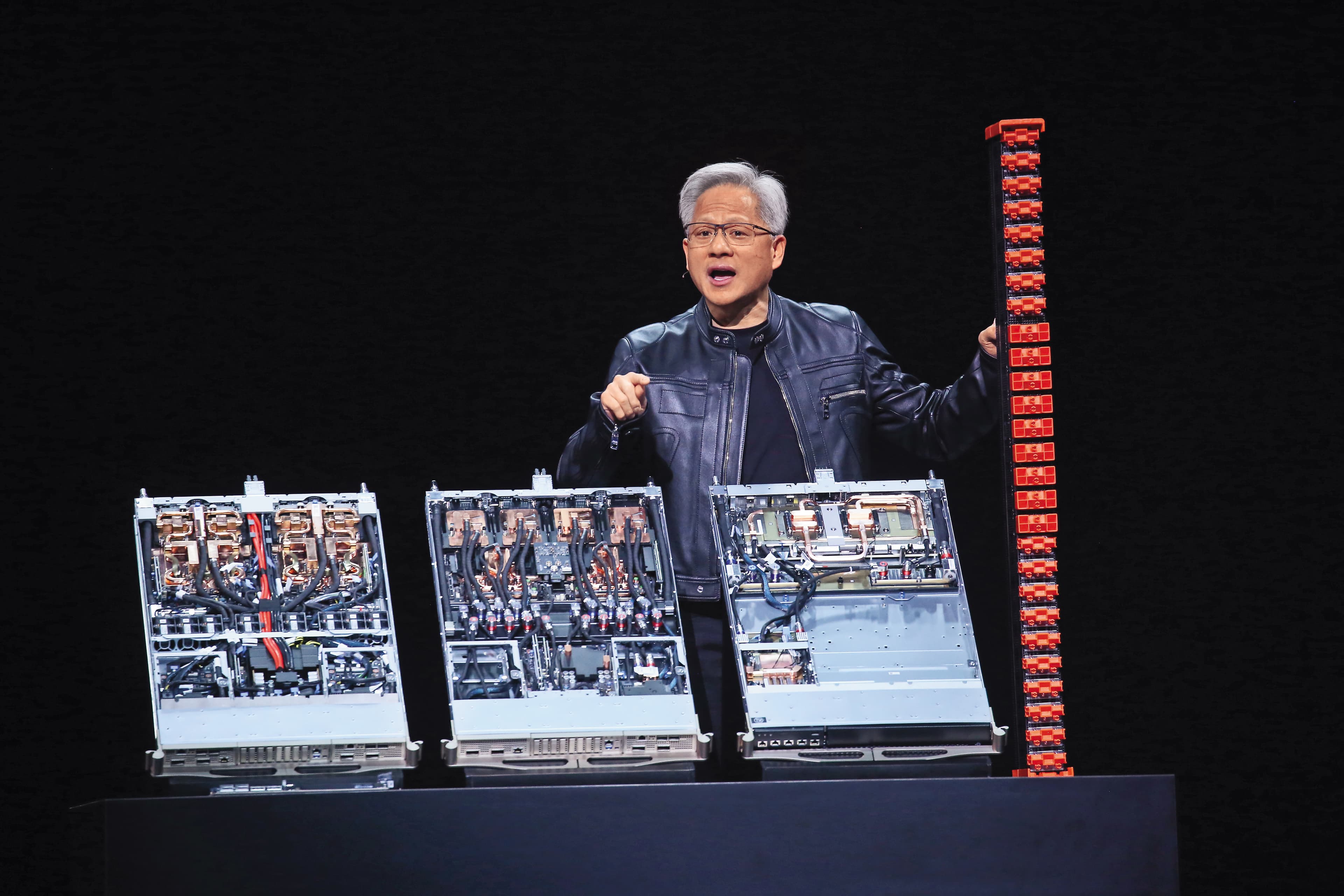 輝達品牌價值牽動全球供應鏈。圖為輝達創辦人黃仁勳。