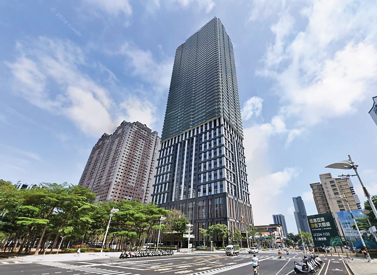 蔡政宜在高雄亞灣購買逾5千萬元的豪宅，借名登記在人頭名下，檢警已著手進行查扣。（翻攝Google Maps）
