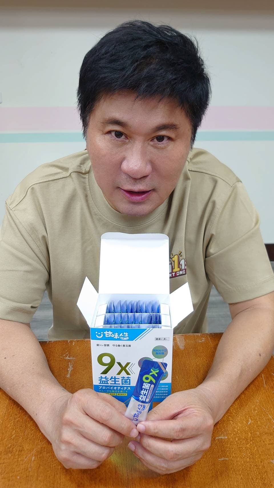 胡瓜兩年前《最強綜藝秀》兩年前在金鐘奪下最佳綜藝節目獎，但該節目卻已收攤。（翻攝自臉書）