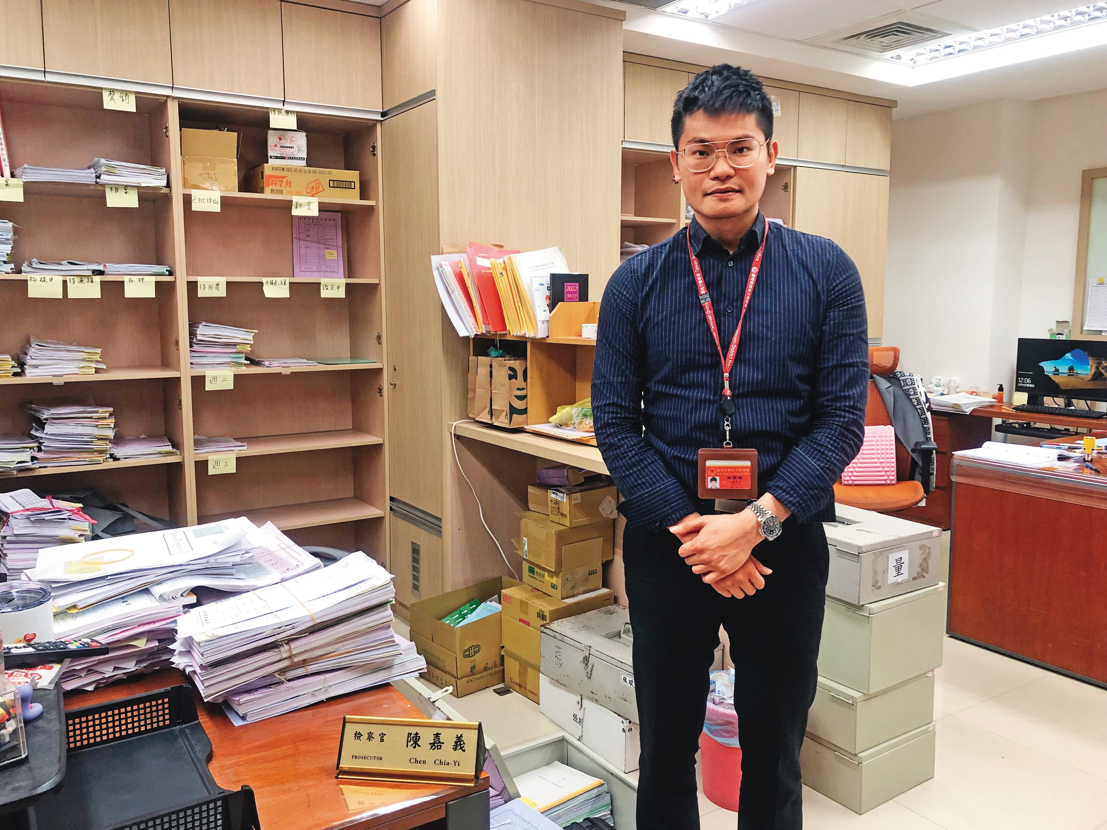  本案的承辦檢察官陳嘉義（圖）曾獲桃園市家暴防治工作有功人士獎，卻遭前女友指控是恐怖情人，最後賠錢和解收場。（聯合知識庫）