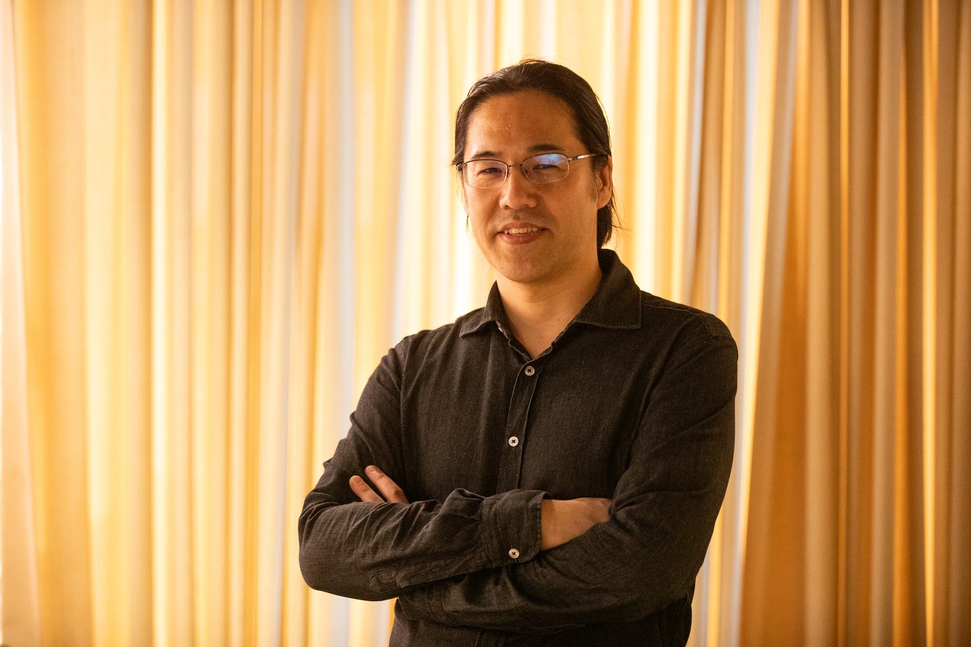 四宮義俊透露日本動畫人才不足，製作《花綠青綻放之時》時他也親自上網海巡合適人選。