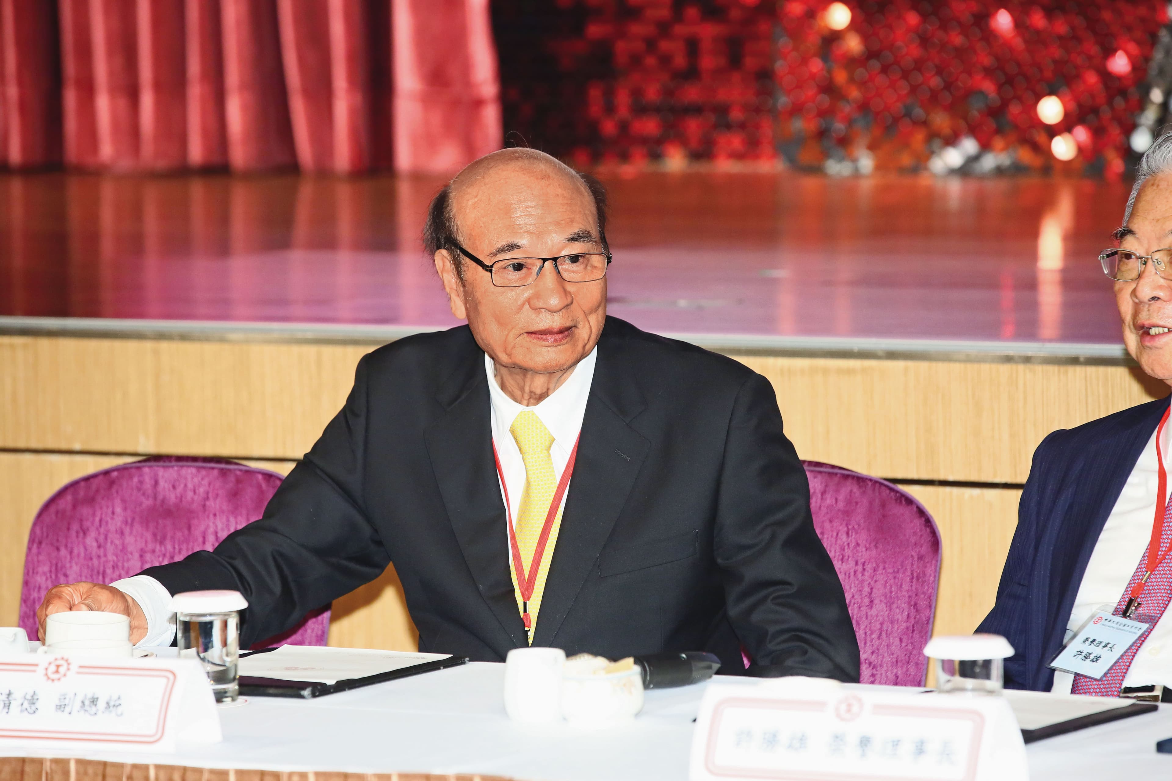工信工程總裁潘俊榮與宏華、東丕結盟，參與台電四接標案。