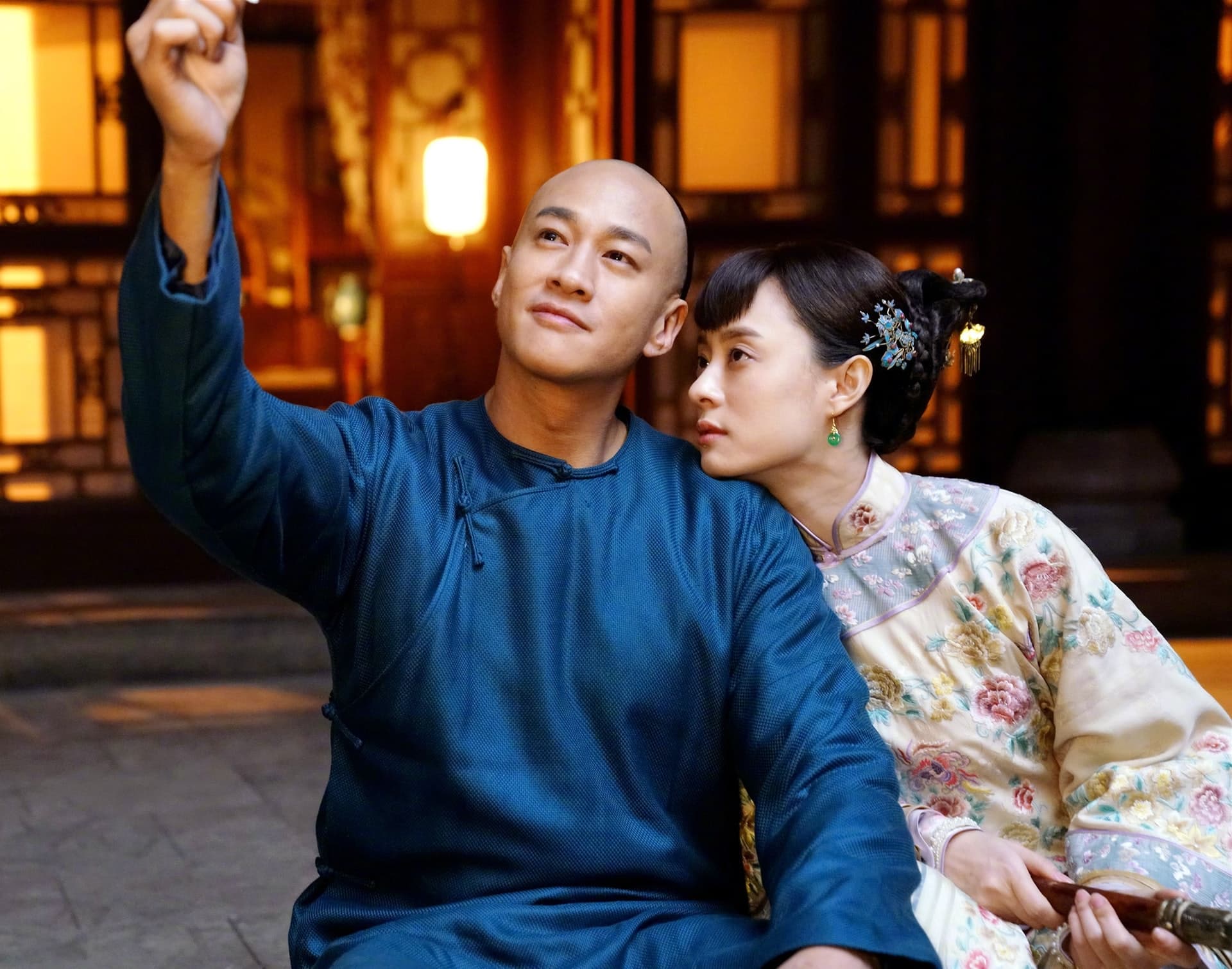 與孫儷二搭的《 那年花開月正圓 》，溫文儒雅的吳聘是何潤東角色的另一個面向。（微博圖片）