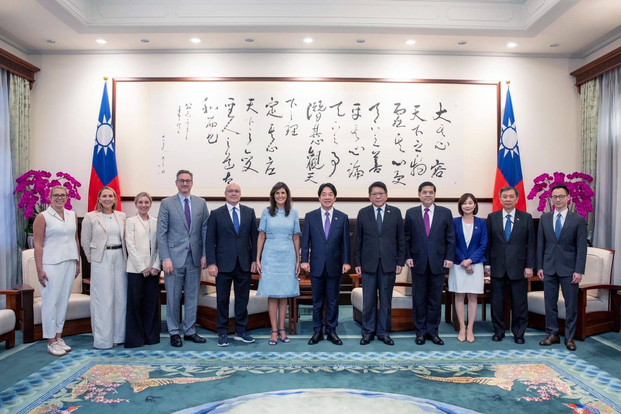 總統賴清德今在總統府接見海利大使訪問團。（總統府提供）