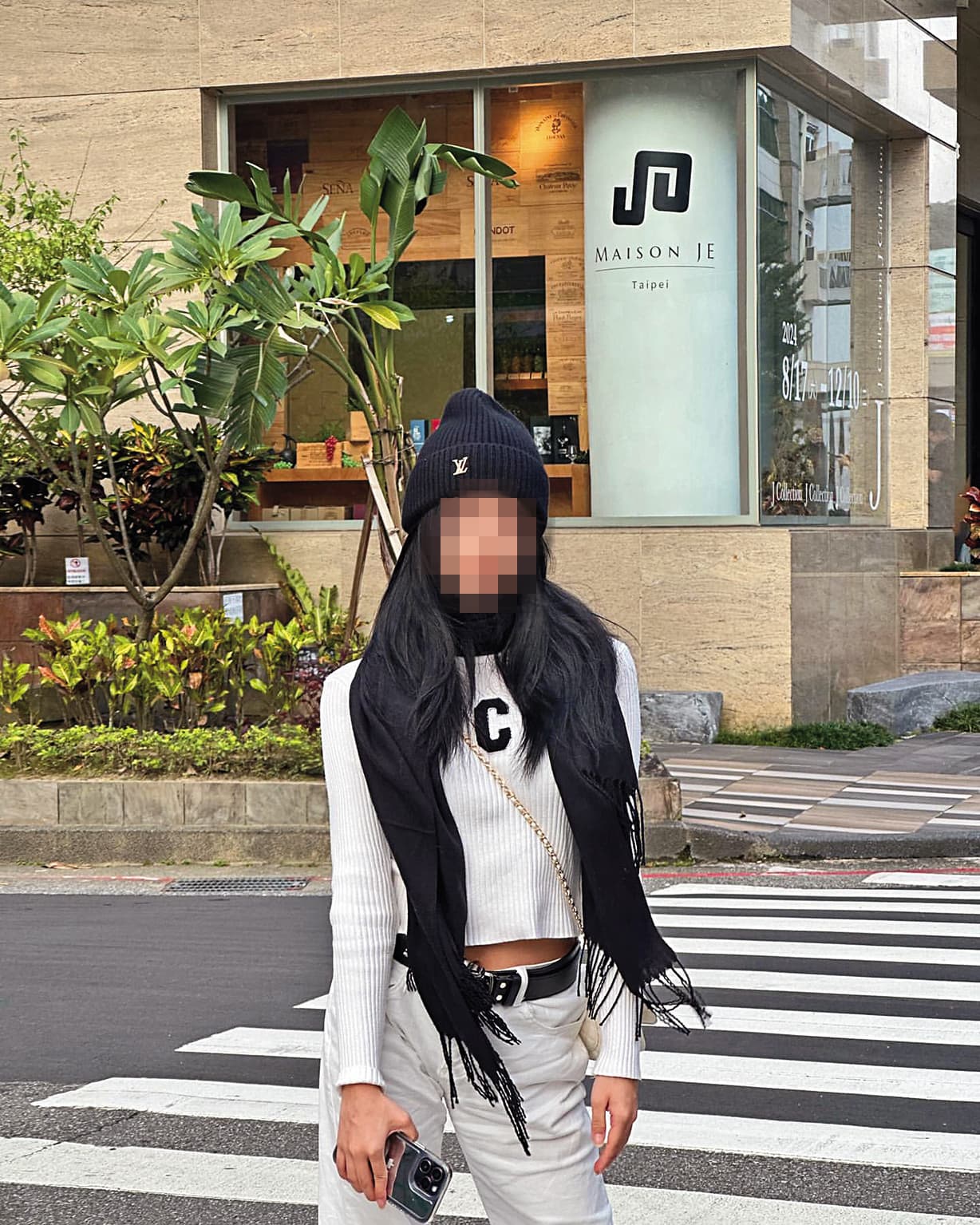 L女今年才16歲，平常有經營社群媒體和自拍短影音。（翻攝自翎聲響起IG）