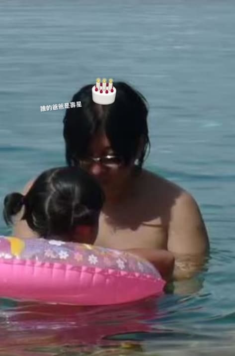 袁惟仁冥誕，袁融曝2人童年合照。（翻攝自IG）