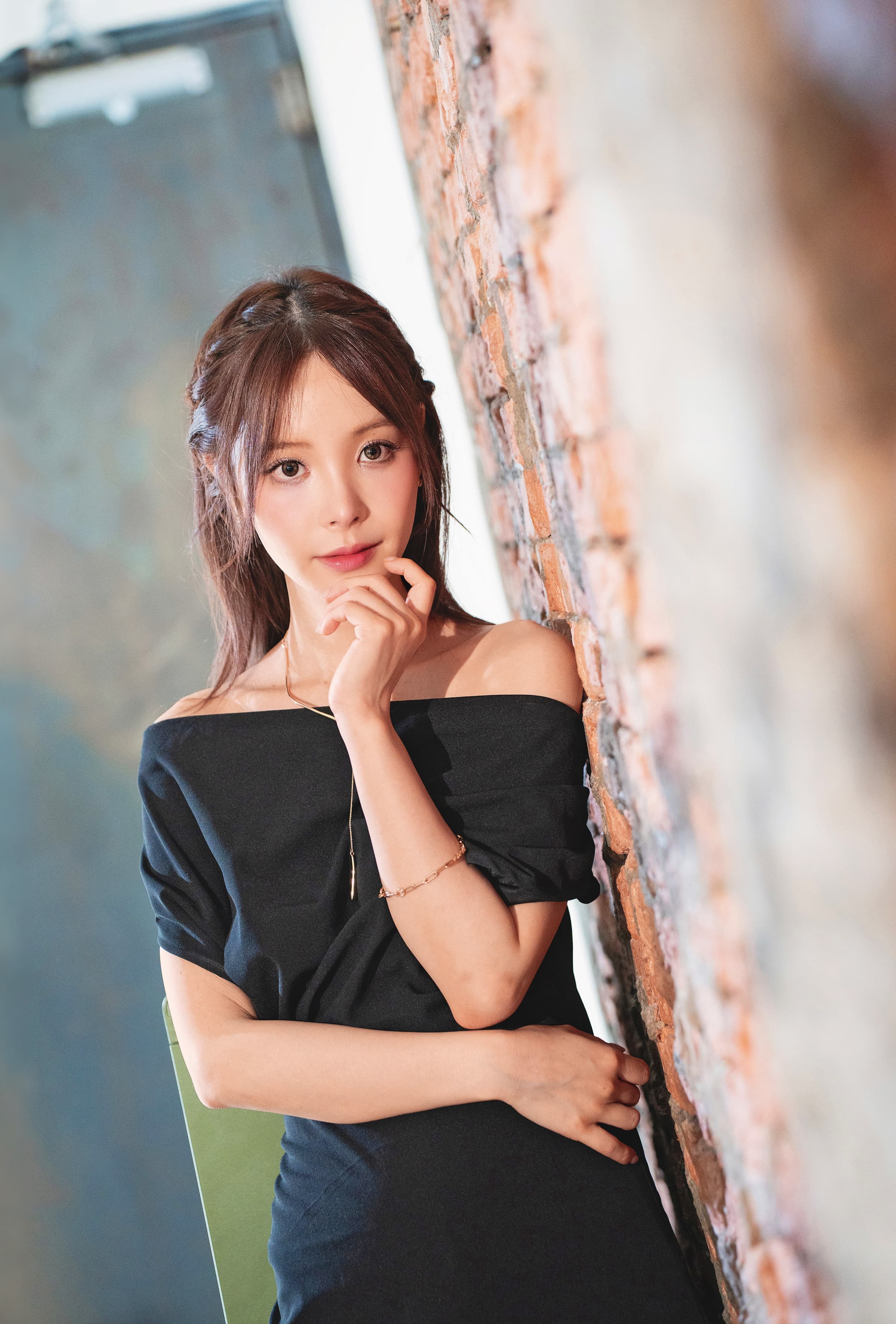 桃乃木香奈出道超過10年，作品高達上百部。