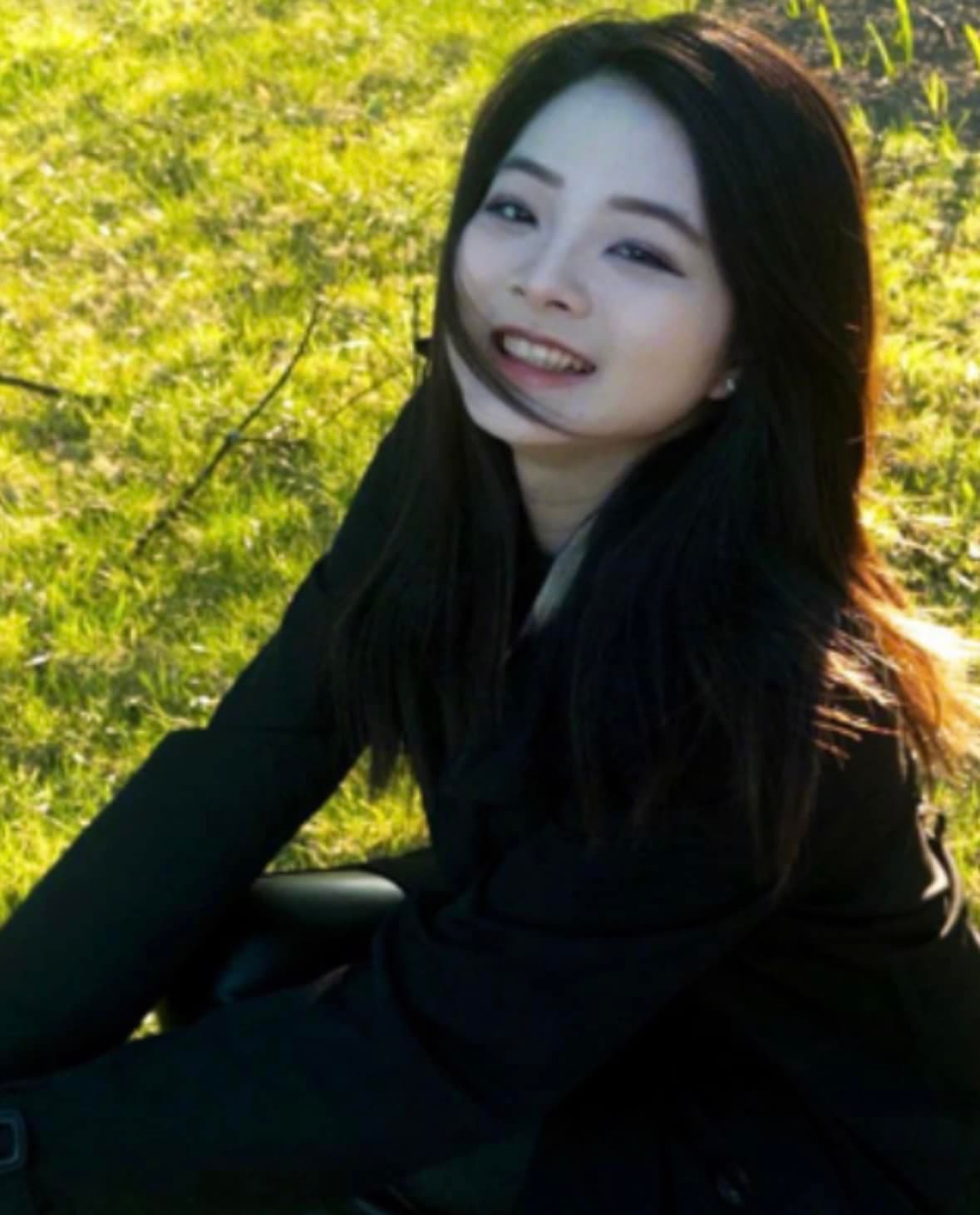 應曉薇近日曬出女兒美照，一夕間變成「國民岳母」。（翻攝自應曉薇臉書）