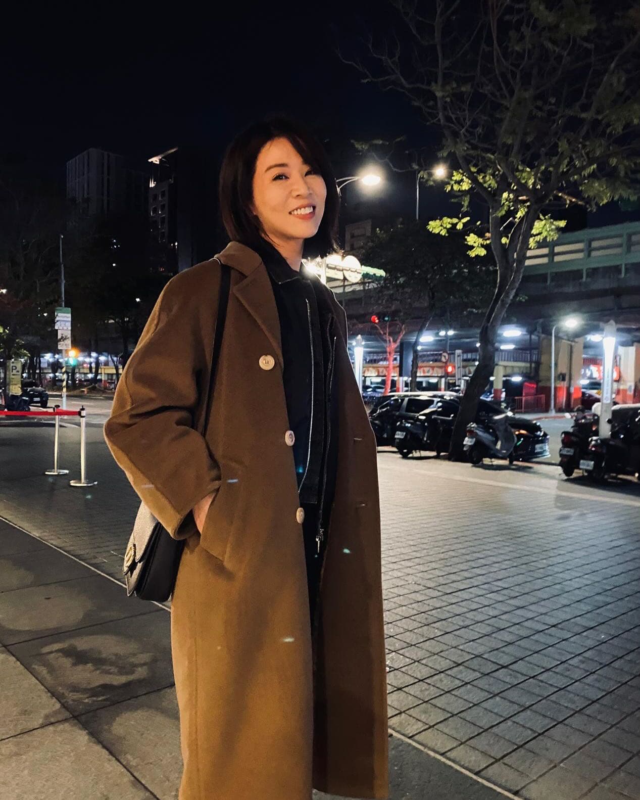 謝盈萱參與演出的短片《也許這個故事叫護唇膏》入選本屆金穗獎，她將以劇組演員身分與座談的觀眾互動。（謝盈萱臉書）