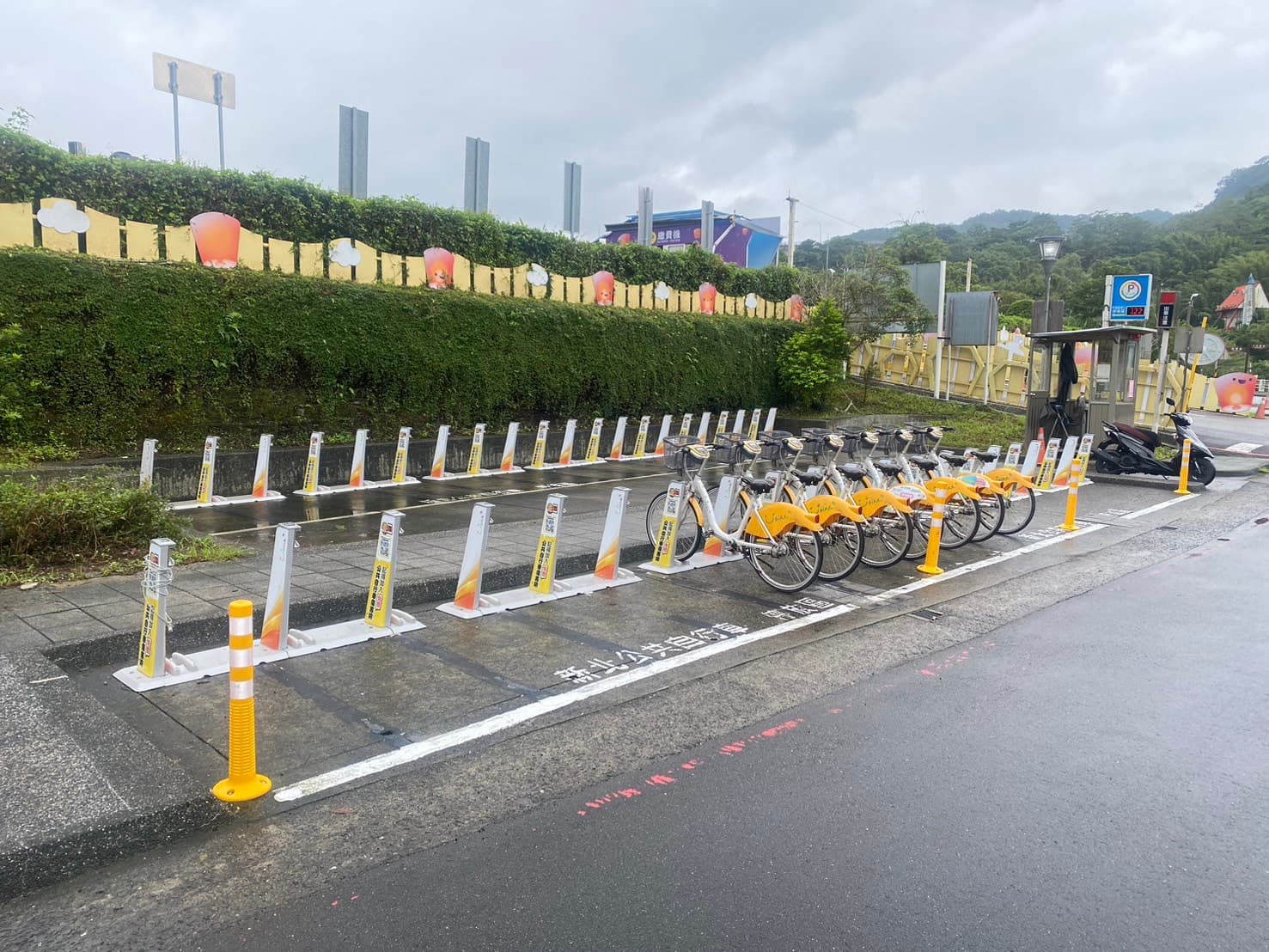 YouBike站「十分遊客中心」啟用。（新北市交通局提供）