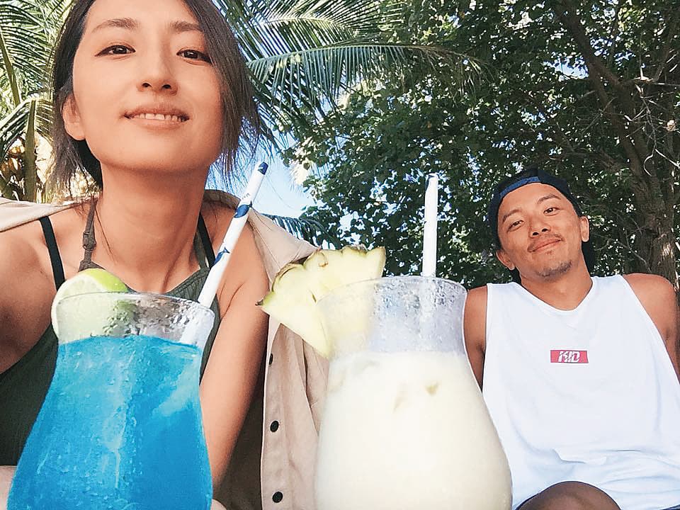 坤達與柯佳嬿結婚後,坤達在1年內接連演出4部戲劇作品。(翻攝自柯佳嬿IG)