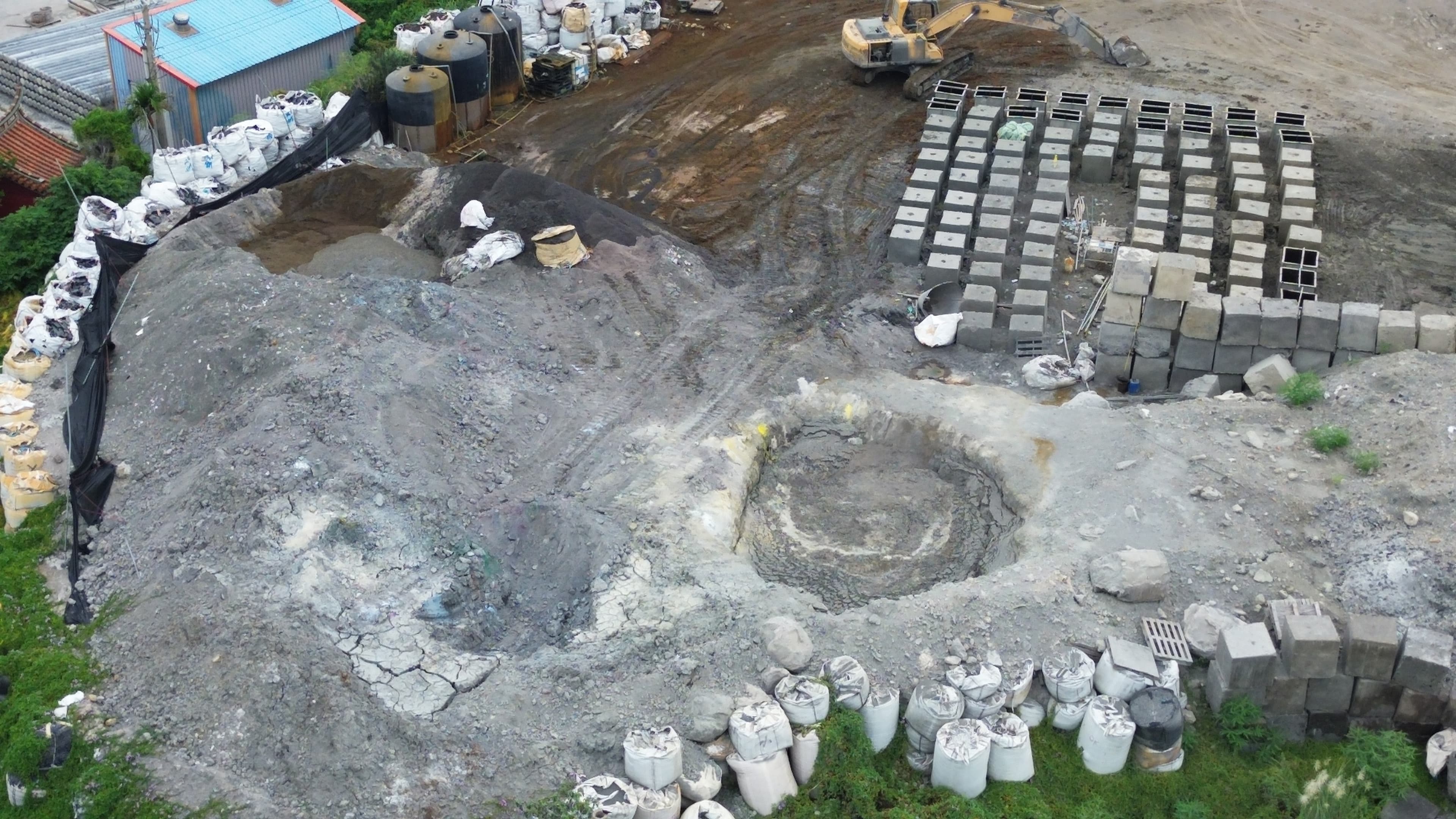 魏男承租苗栗縣苑裡鎮一處偏僻土地，占地面積約5,100平方公尺。（保七總隊提供）