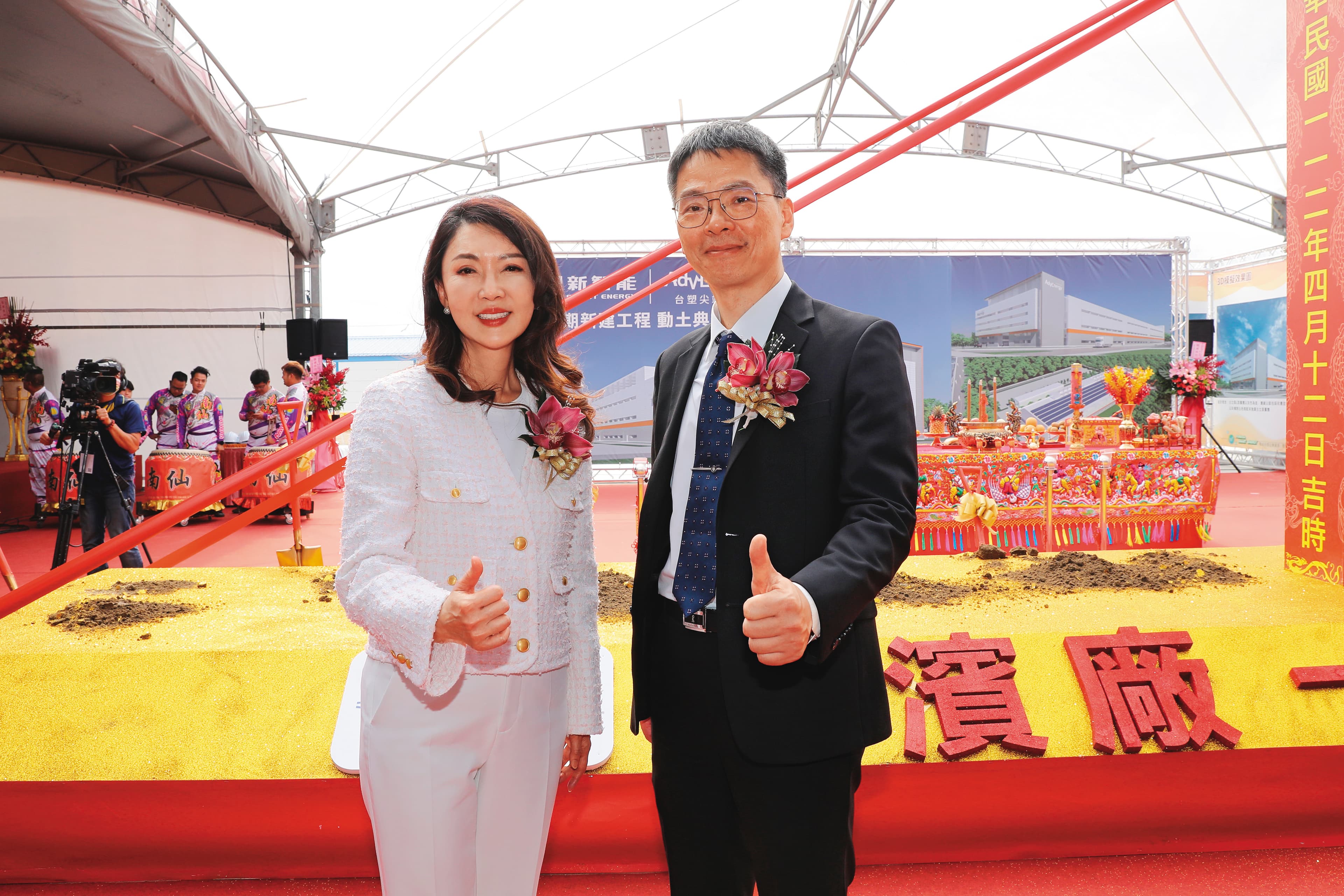 台塑新智能在董事長王瑞瑜（左）與總經理劉慧啟（右）運籌帷幄之下，持續擴張儲能相關產品的市場版圖。