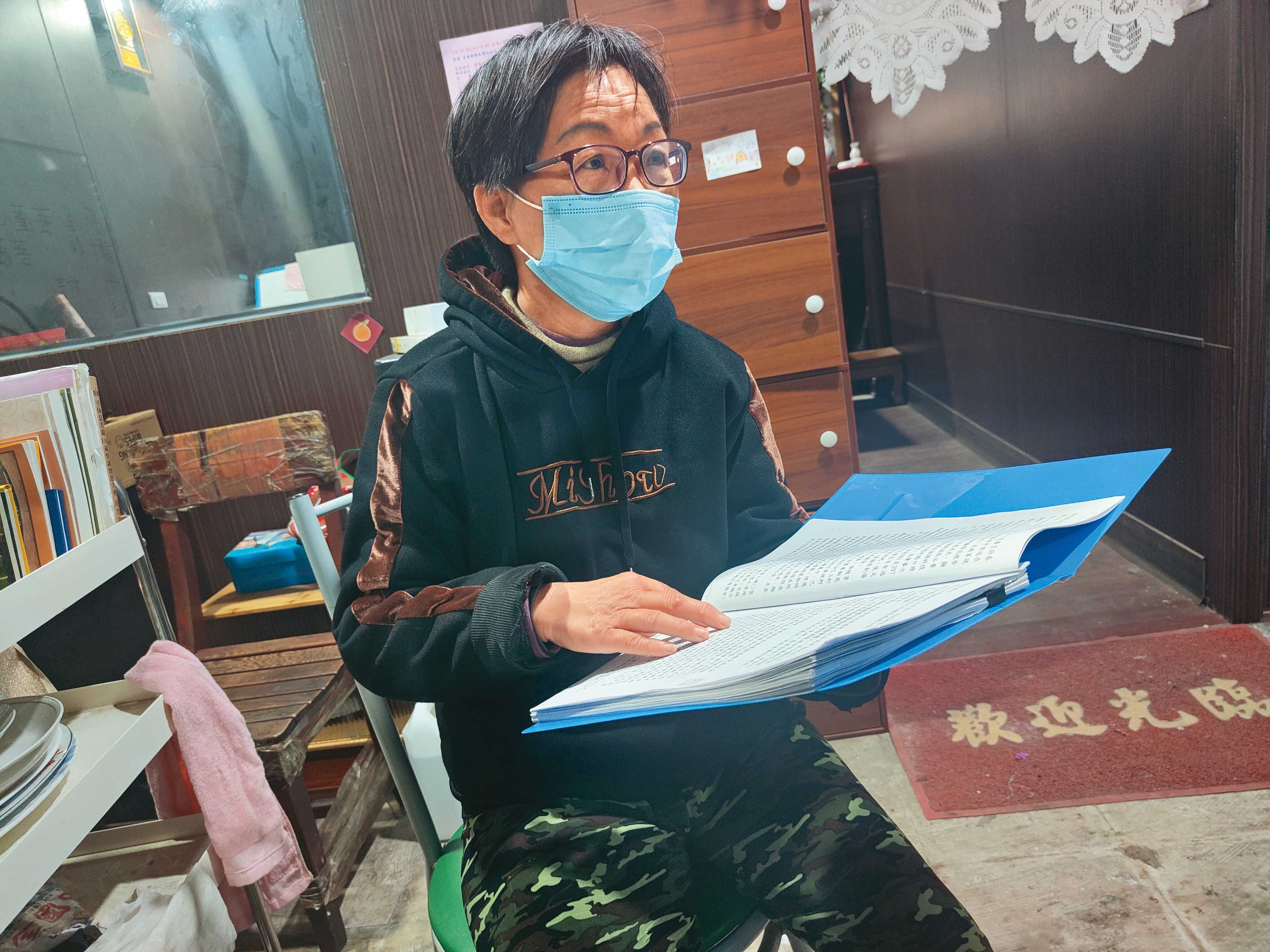 陳母指控軍方派車載運武器未交管，事故發生後，也未協助找律師替兒子辯護，還暗示要他調單位。