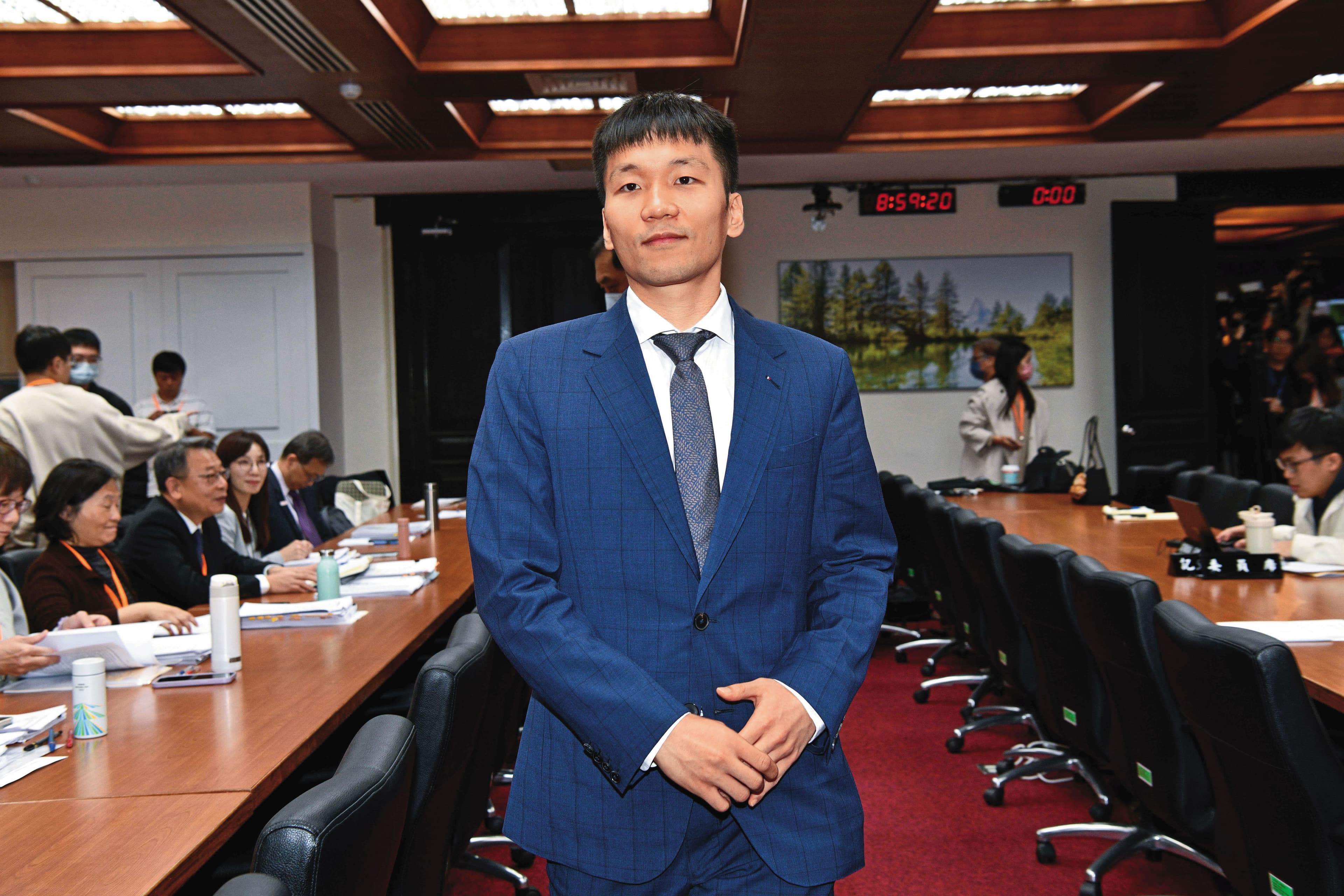 李洋接下首位運動部長重任，一舉一動都相當受矚目。（鏡報李智為）