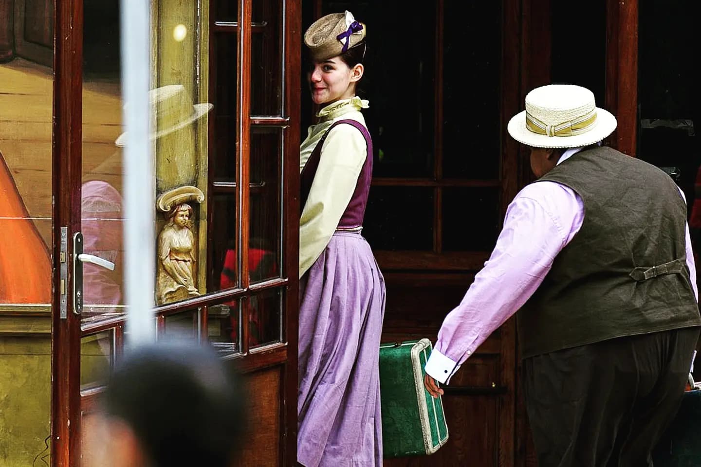 舒莉在《Midsummer!》中一人分飾4角，演出獲得現場觀眾一致好評。（翻攝suricruise_sc IG）