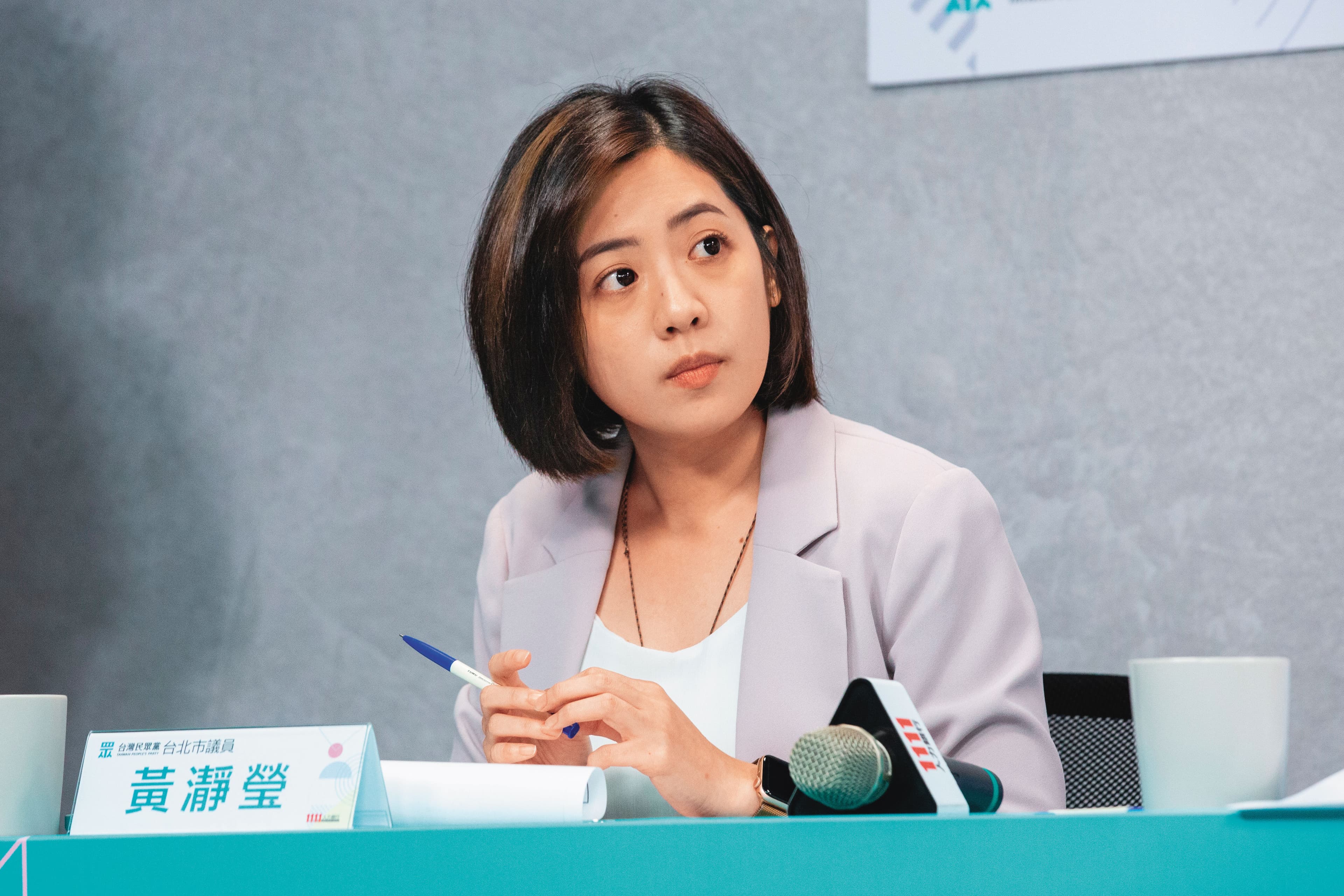 「學姐」黃瀞瑩（圖）受訪聲援柯文哲，意外洩露柯拒絕 　出庭及相關案情，成為法官裁准延押理由之一。