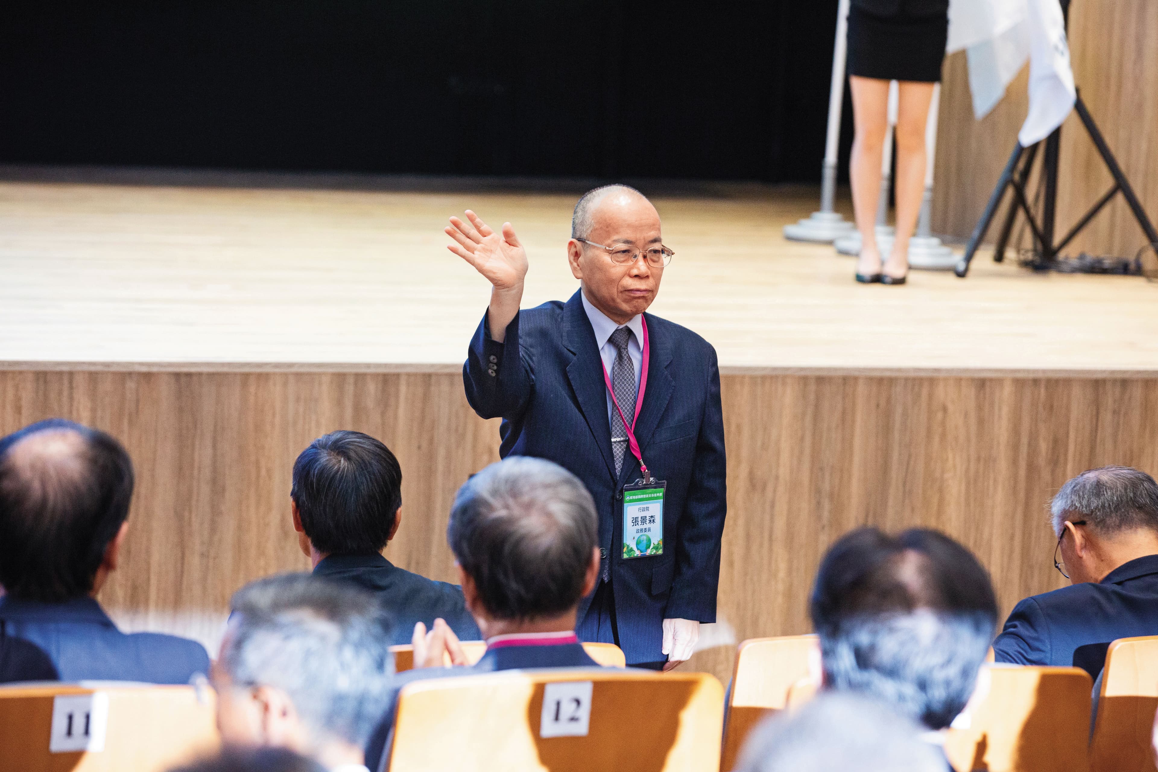 時任行政院政務委員張景森（圖）曾遭黃國昌狗仔隊跟監，幸好司機察覺報警抓包。