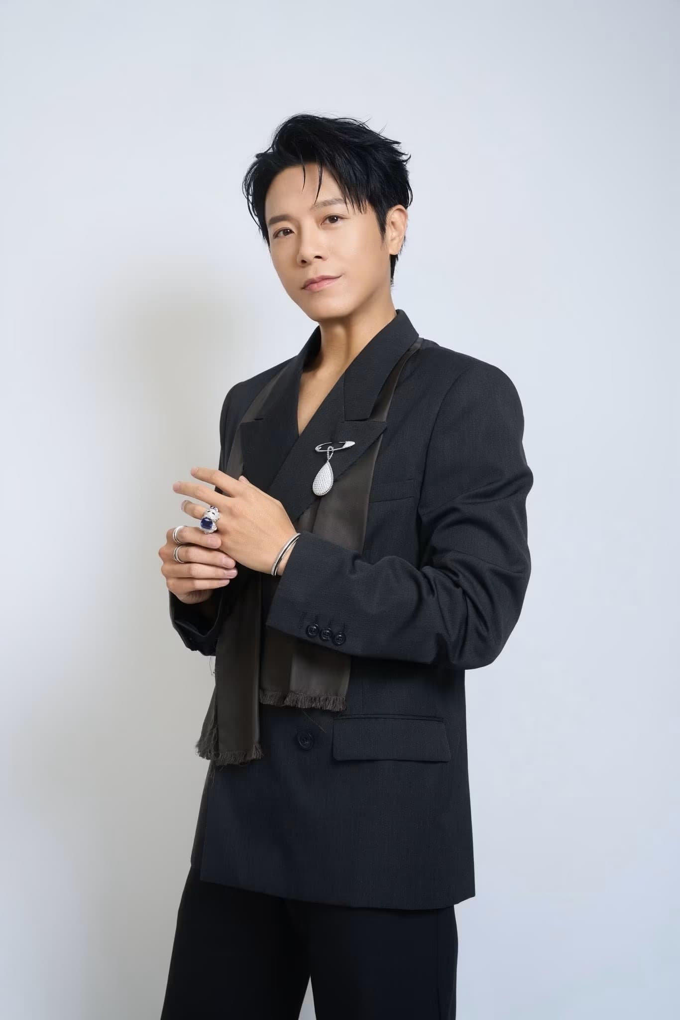 韋禮安私底下是一位忠實的共享機車通勤族。（翻攝自韋禮安臉書）