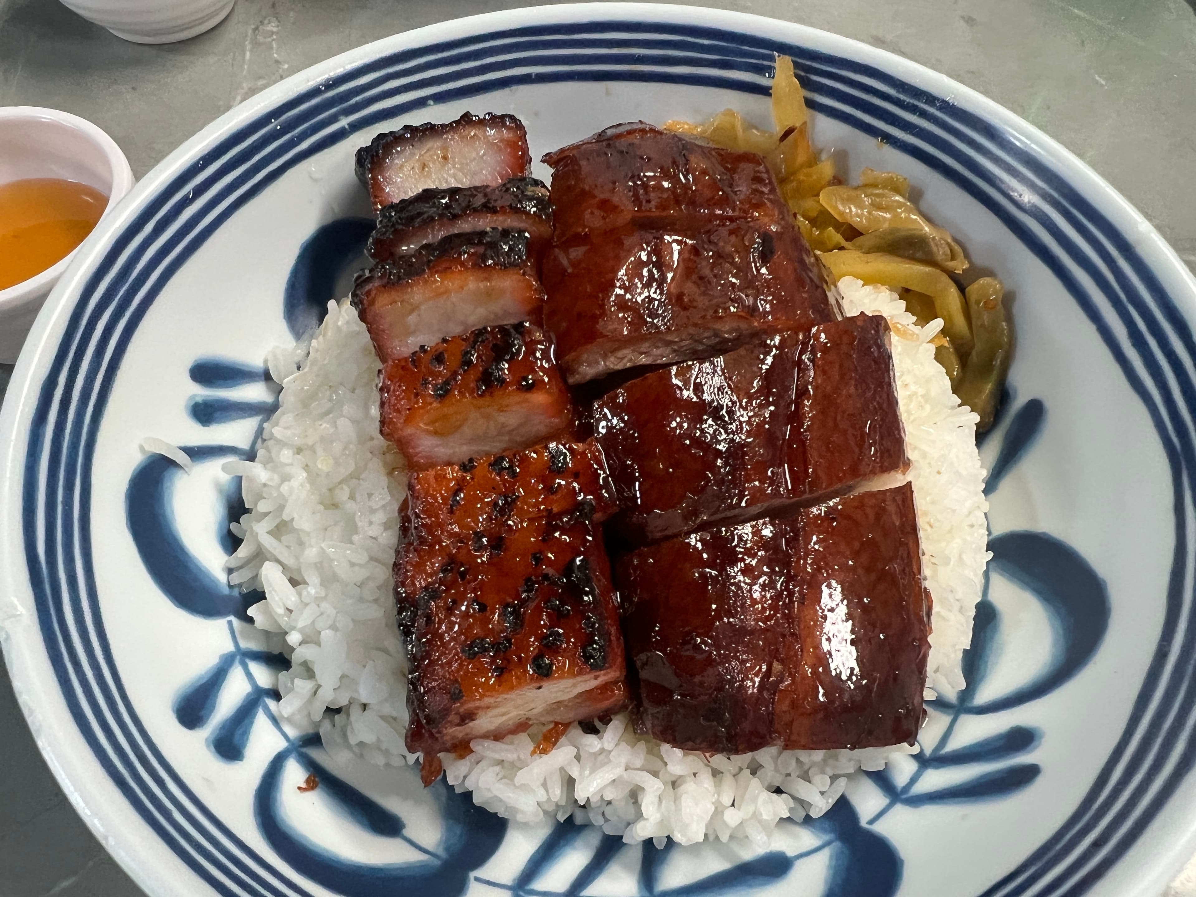 「大壹燒鵝飯拼叉燒」的兩種燒味都做得很出色。（雙拼，港幣70元／份）