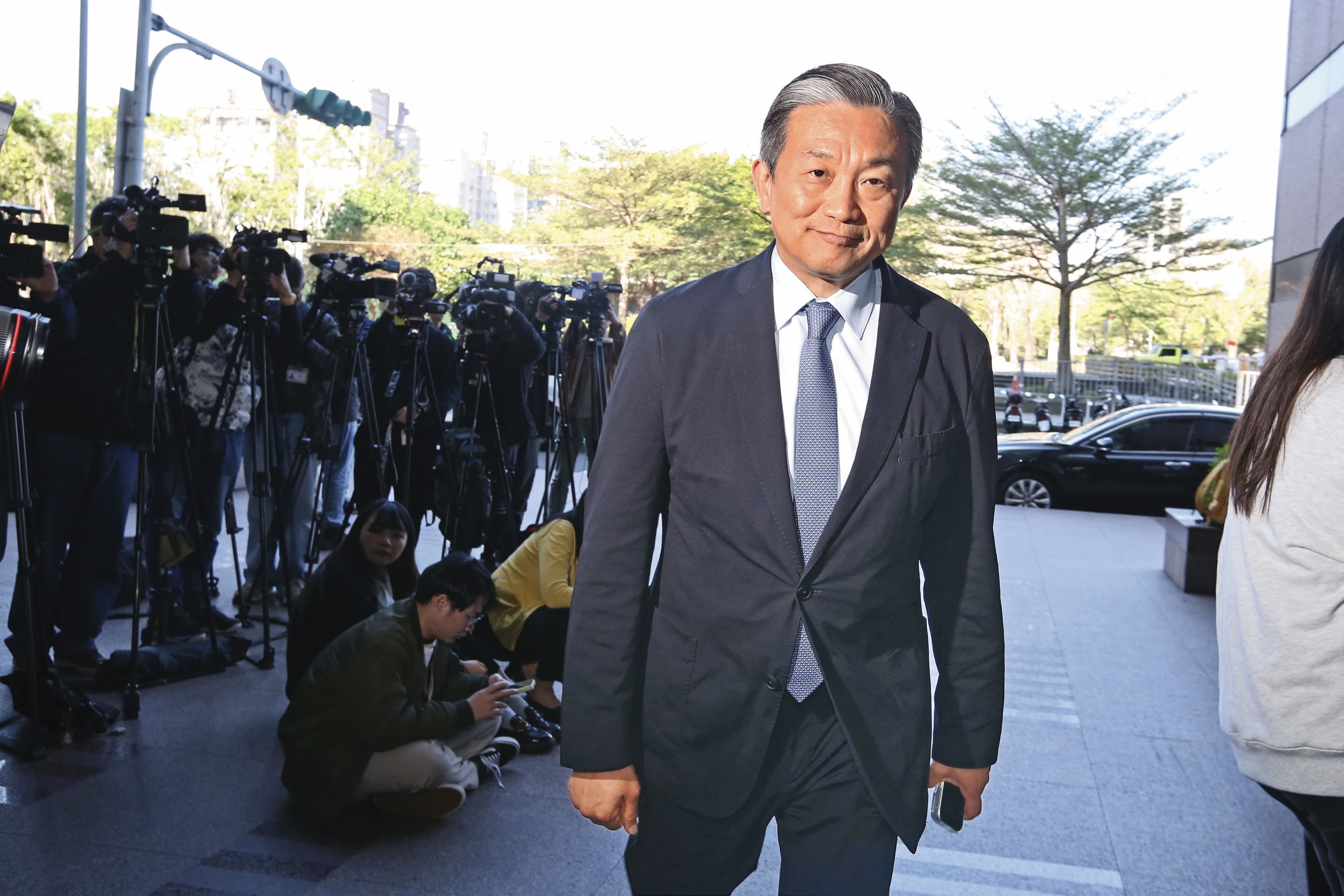 王定宇再爆婚外情，恐重創政治形象。