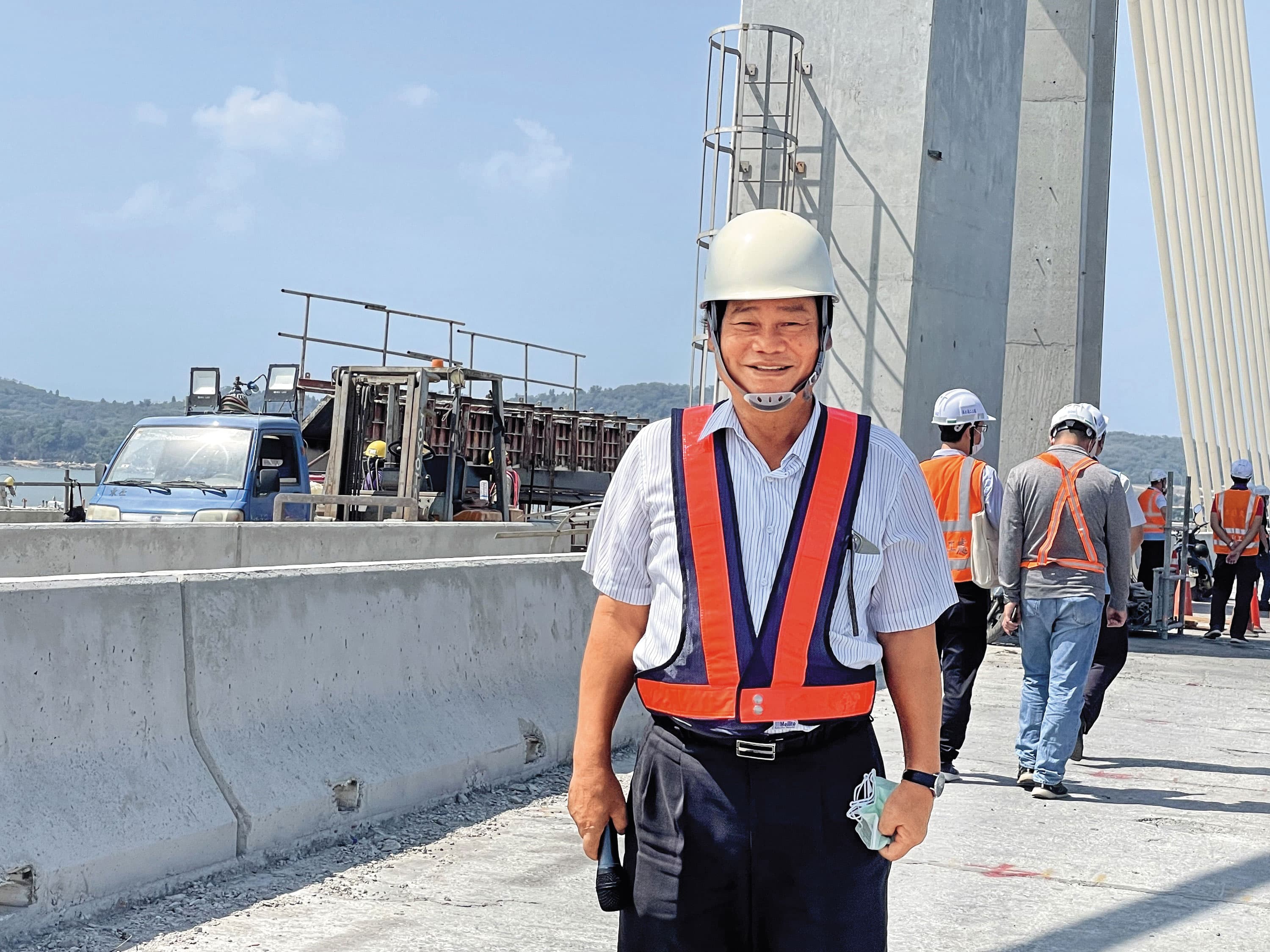 東丕是國內老字號營造廠，董事長王銀和出身傳播科系，承攬金門大橋打響名聲。（中央社）