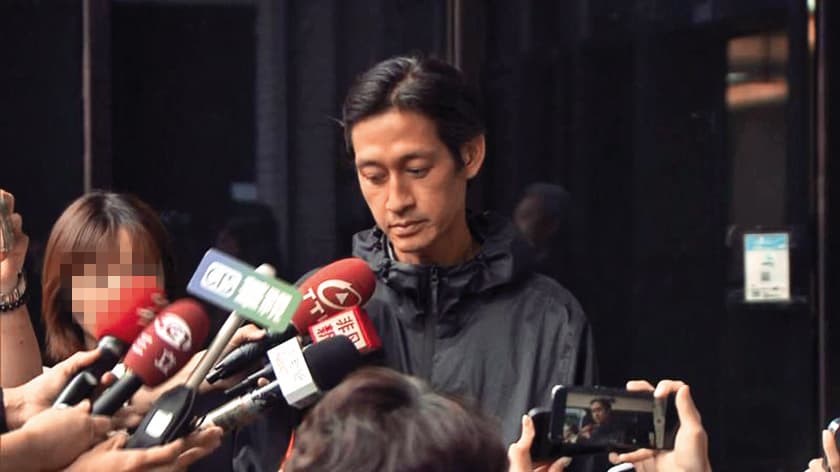 唐治平在母喪後第三天現身地檢署，雖領取「相驗屍體證明書」，但拒不認屍，近日才態度軟化。