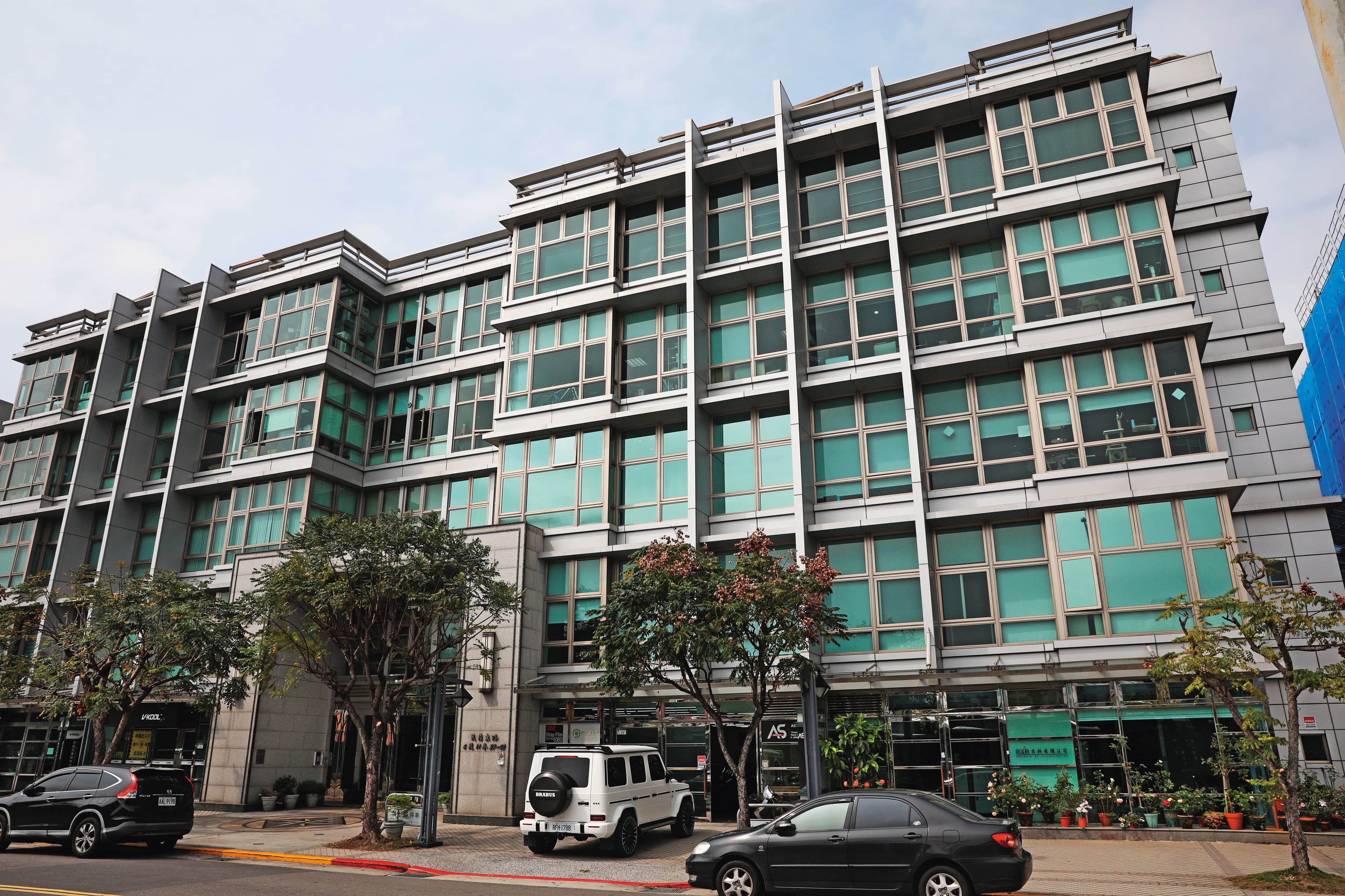 捲入陳重文貪汙案的台智光公司，主打整合「雲、網、端」無線雙頻全覆蓋方案。