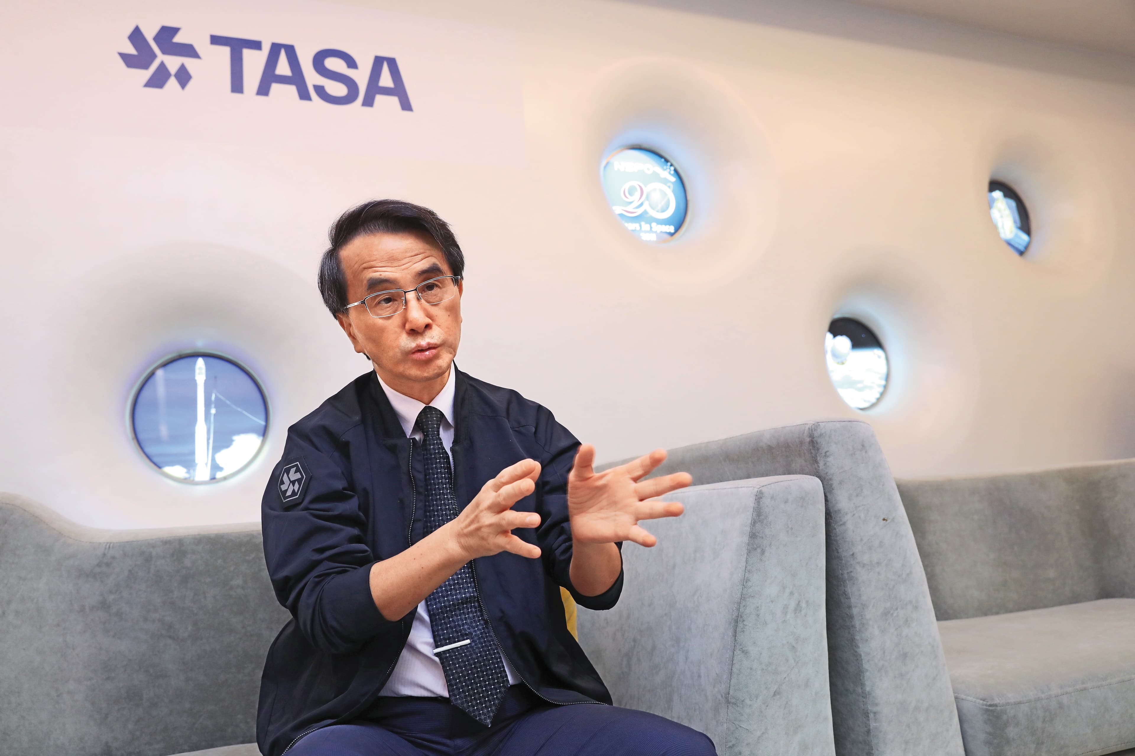 國家太空中心主任吳宗信表示，供應鏈是產業的Top Secret，若全部公開，等於脫褲子給人家看。