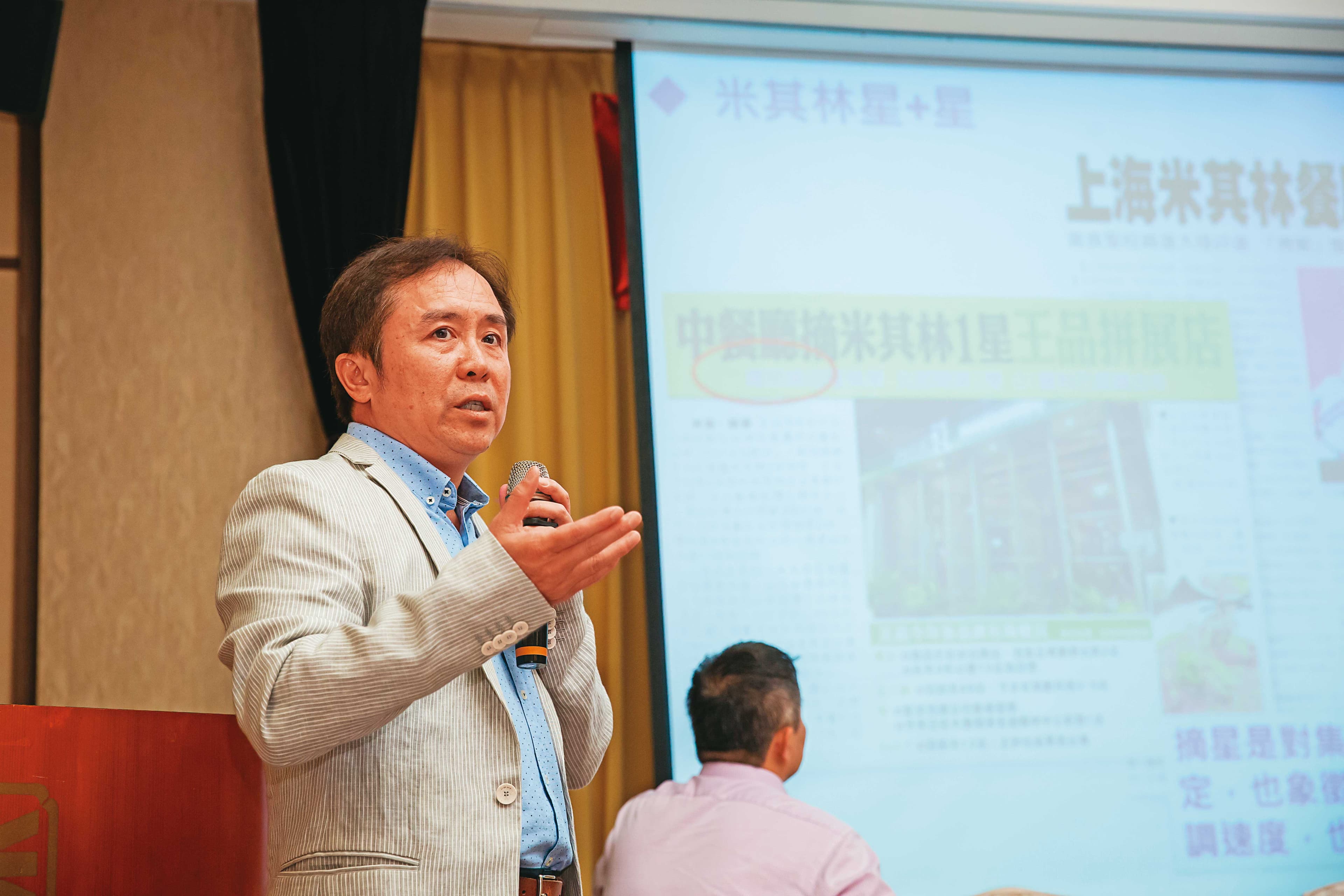 在董事長陳正輝帶領下，王品陸續撤出中國轉往美國拓展版圖。