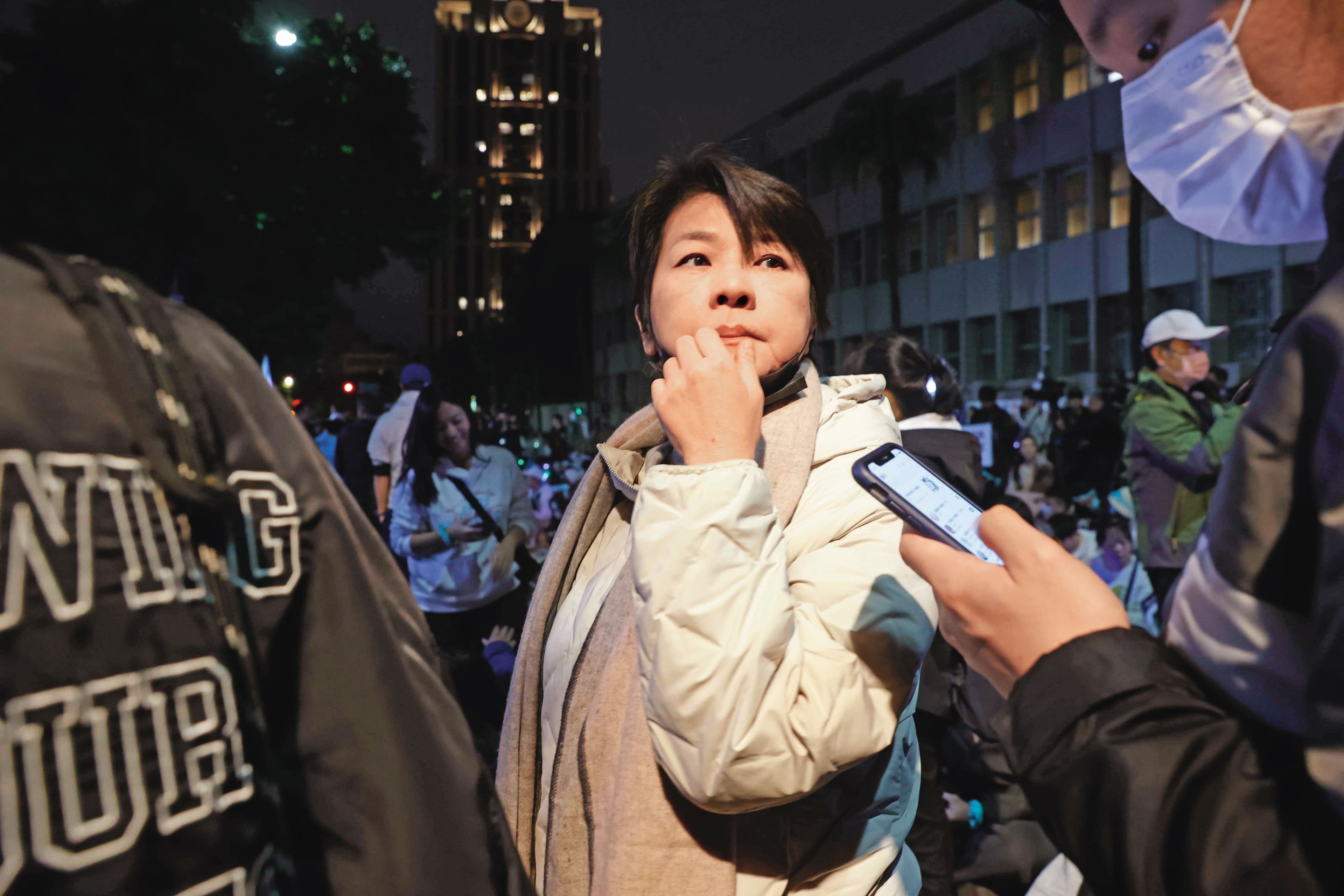 立委黃珊珊（圖）曾在去年6月發訊息給柯文哲「台北市打你京華城的都是游淑慧，民進黨反而只打大巨蛋，其他都在看戲」。
