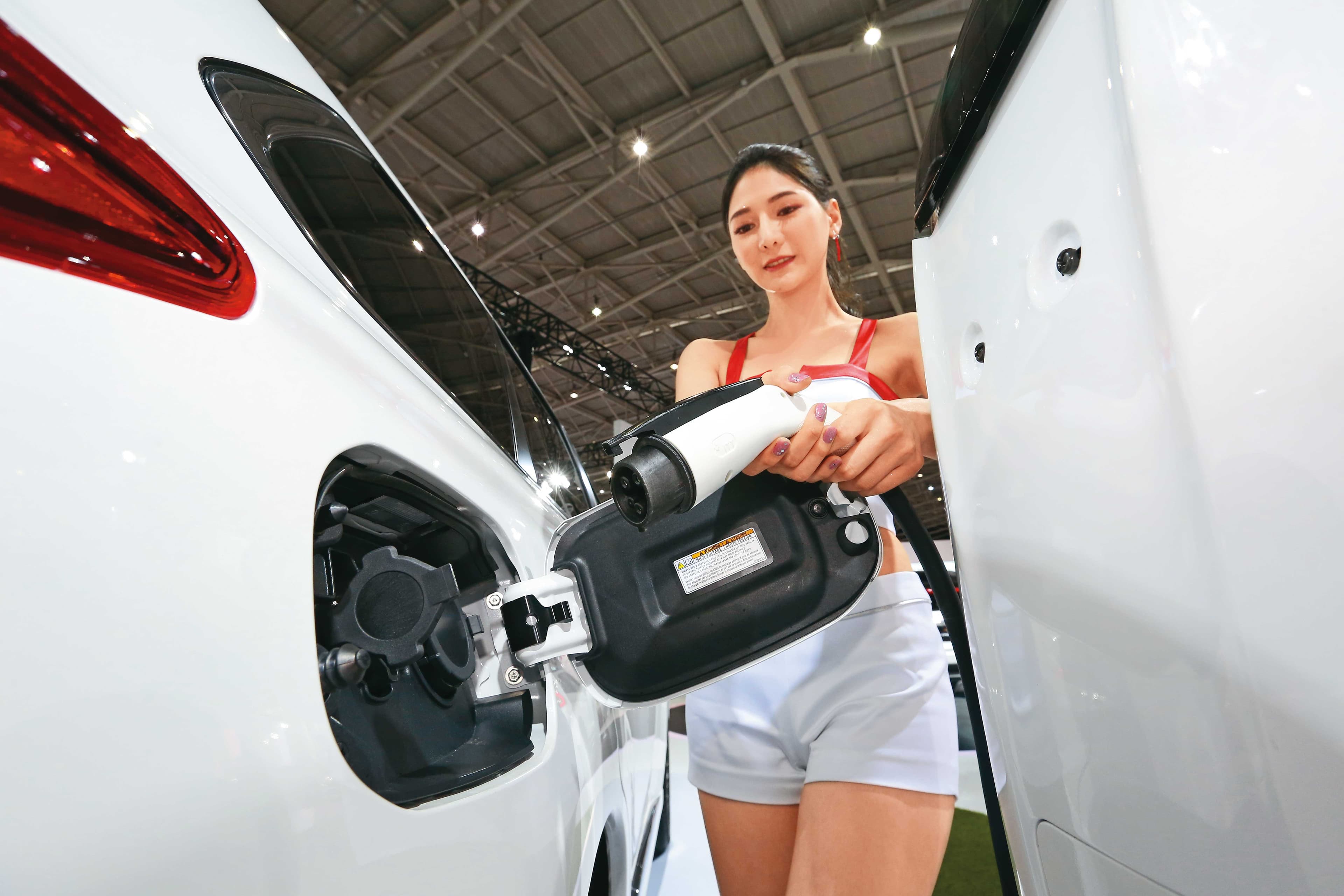 全球電動車龍頭廠看好廣化技術和服務精神，自動找上門。