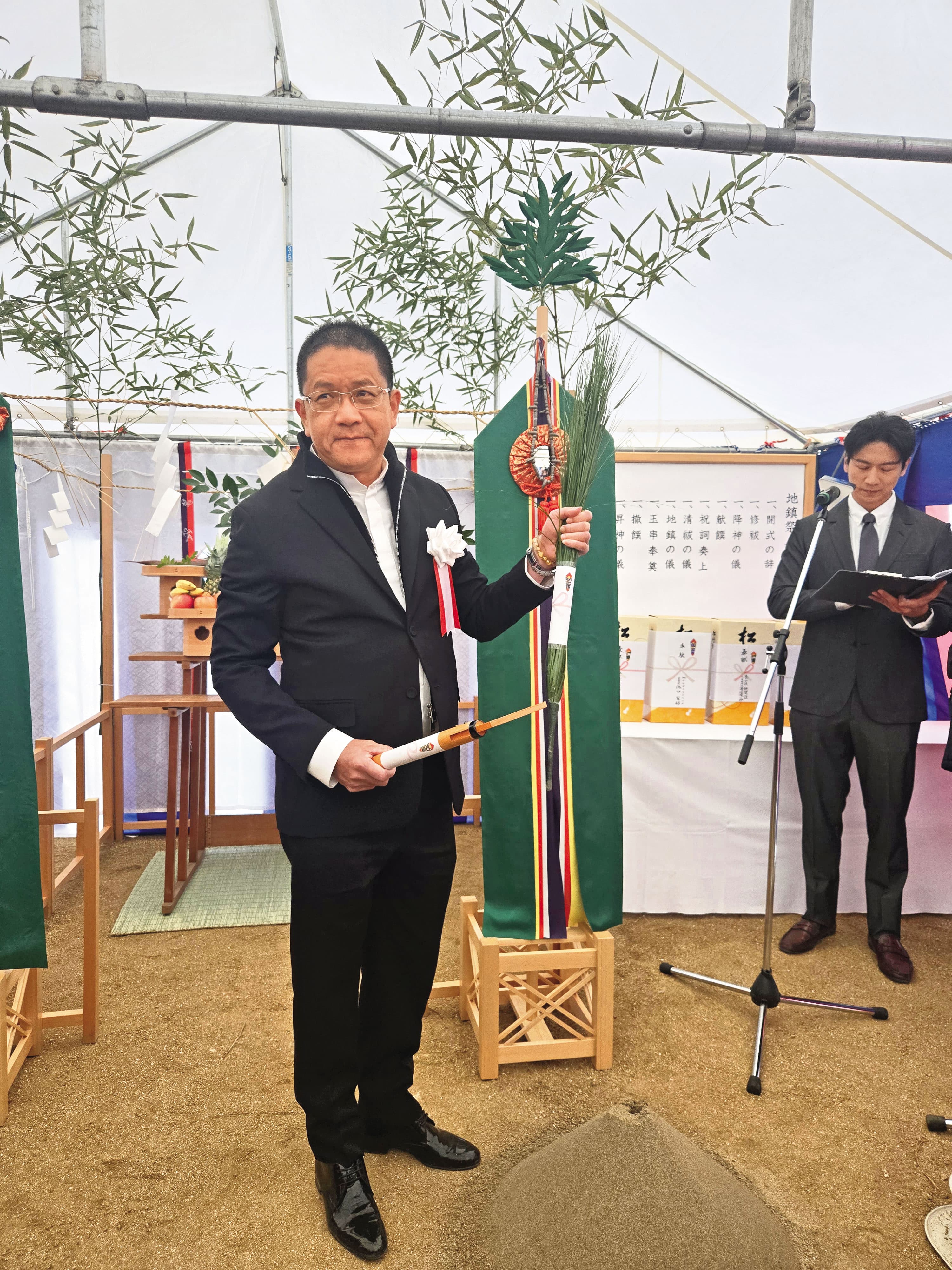 呂金發具有冒險性格，喜歡開闢新戰場，以日本傳統動土儀式為即將動工的熊本公寓式酒店祈福。