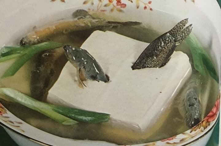 馬卡人妻分享40年前的食譜，掀起討論。（翻攝自馬卡人妻臉書）
