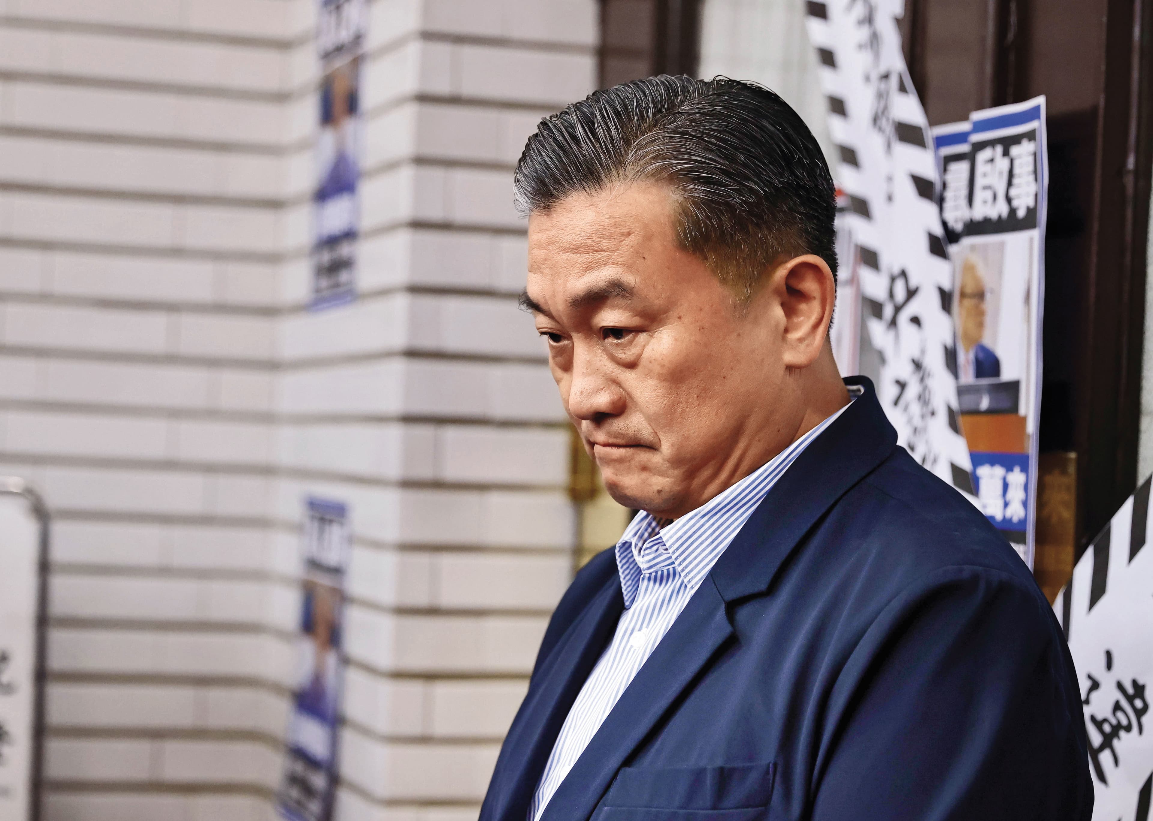 王定宇花邊事件不斷，如今再爆多次赴社交名媛住家過夜，恐重創政治形象。