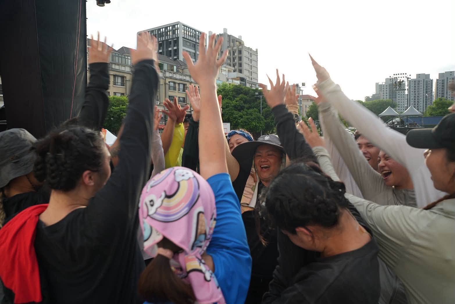 莊瓊如長年投身劇場工作，如今暫別舞台，投入縣議員選戰。（翻攝自莊瓊如臉書）
